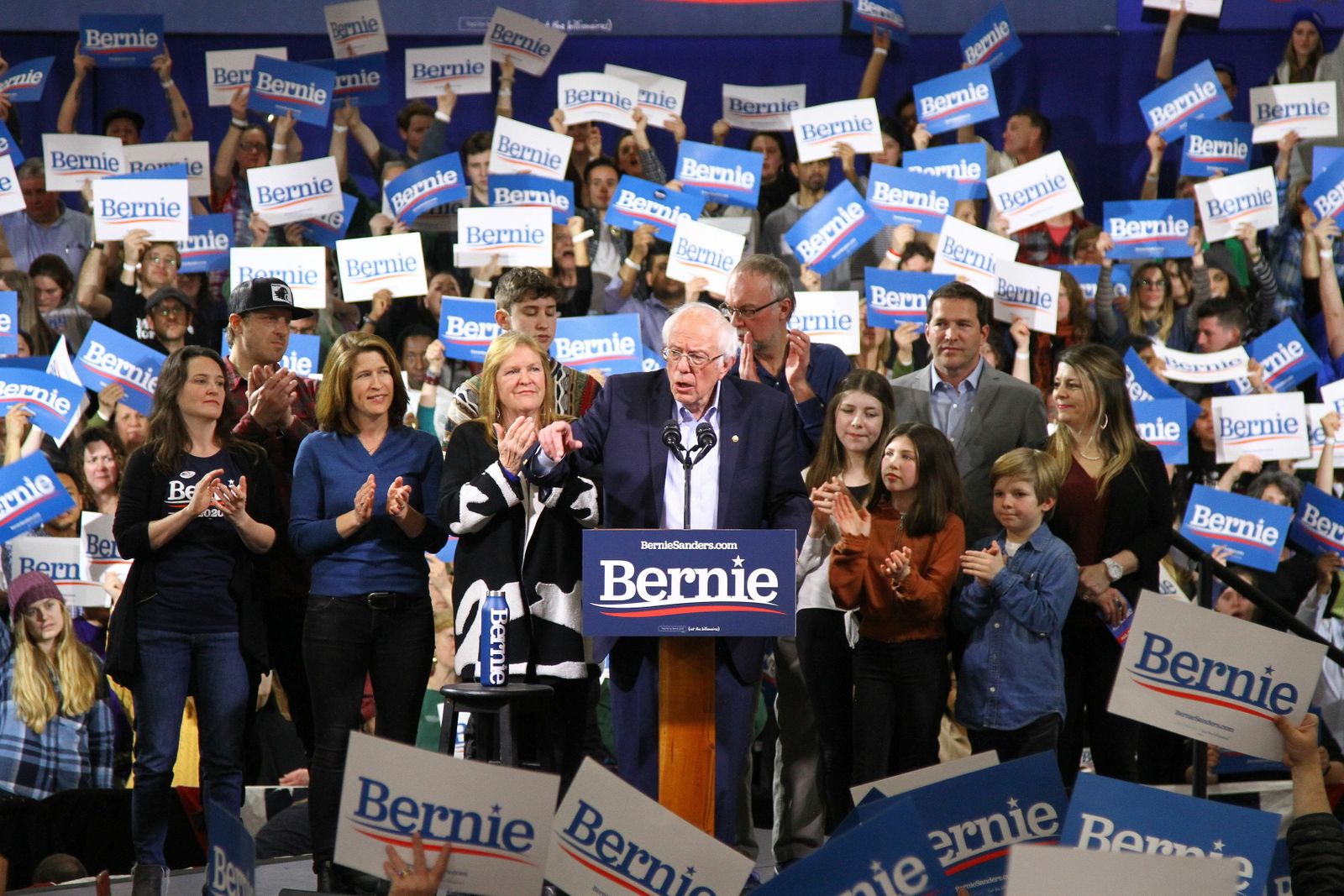 Bernie sanders durante un mitin en Essex Junction, en su estado natal, Vermont, durante el 'supermartes'.