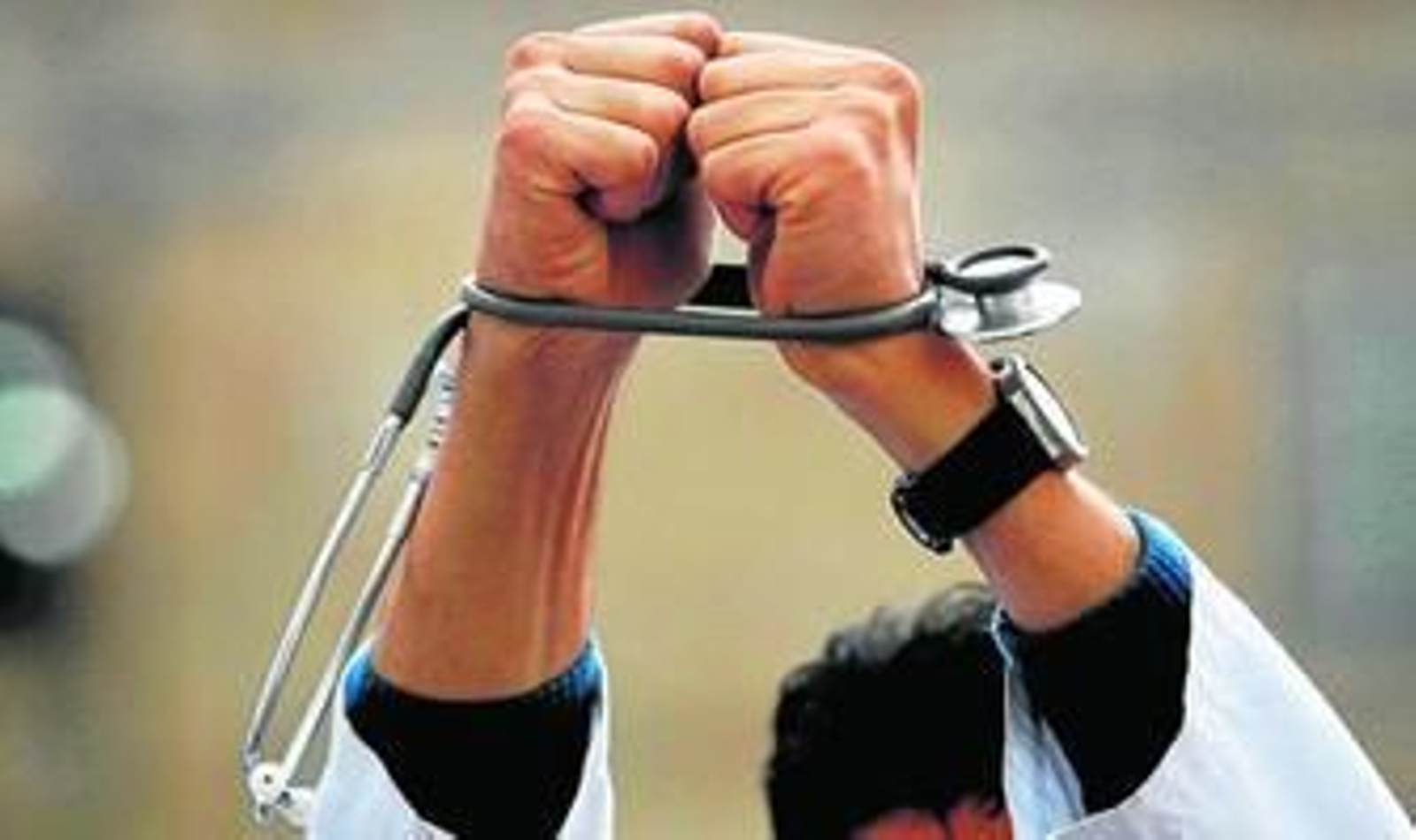 El paro y las malas condiciones laborales golpean al sector sanitario.