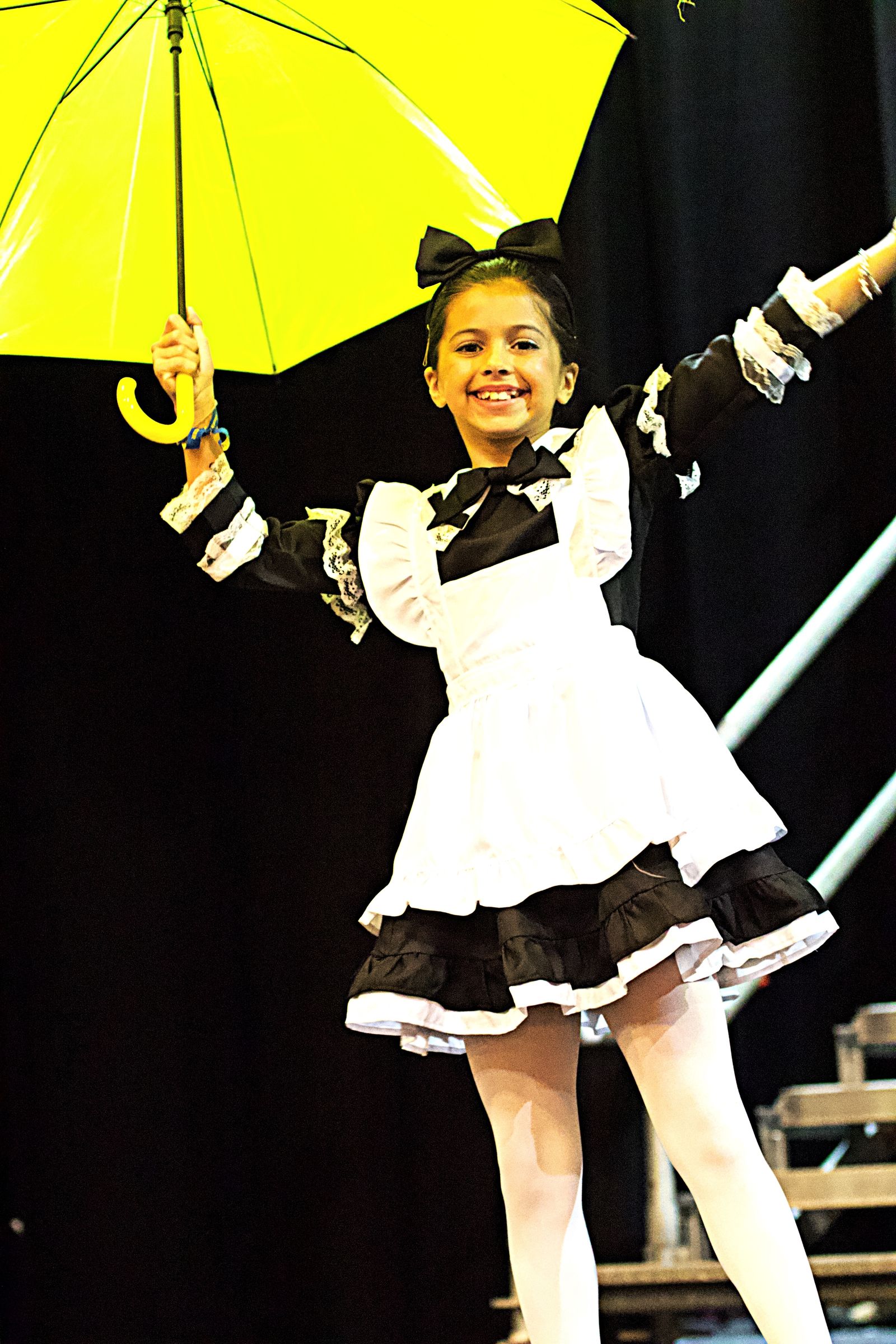 Imágenes del espectáculo Let's jazz, de la Escuela de Danza Fredes Insa, en el Teatro Villamarta