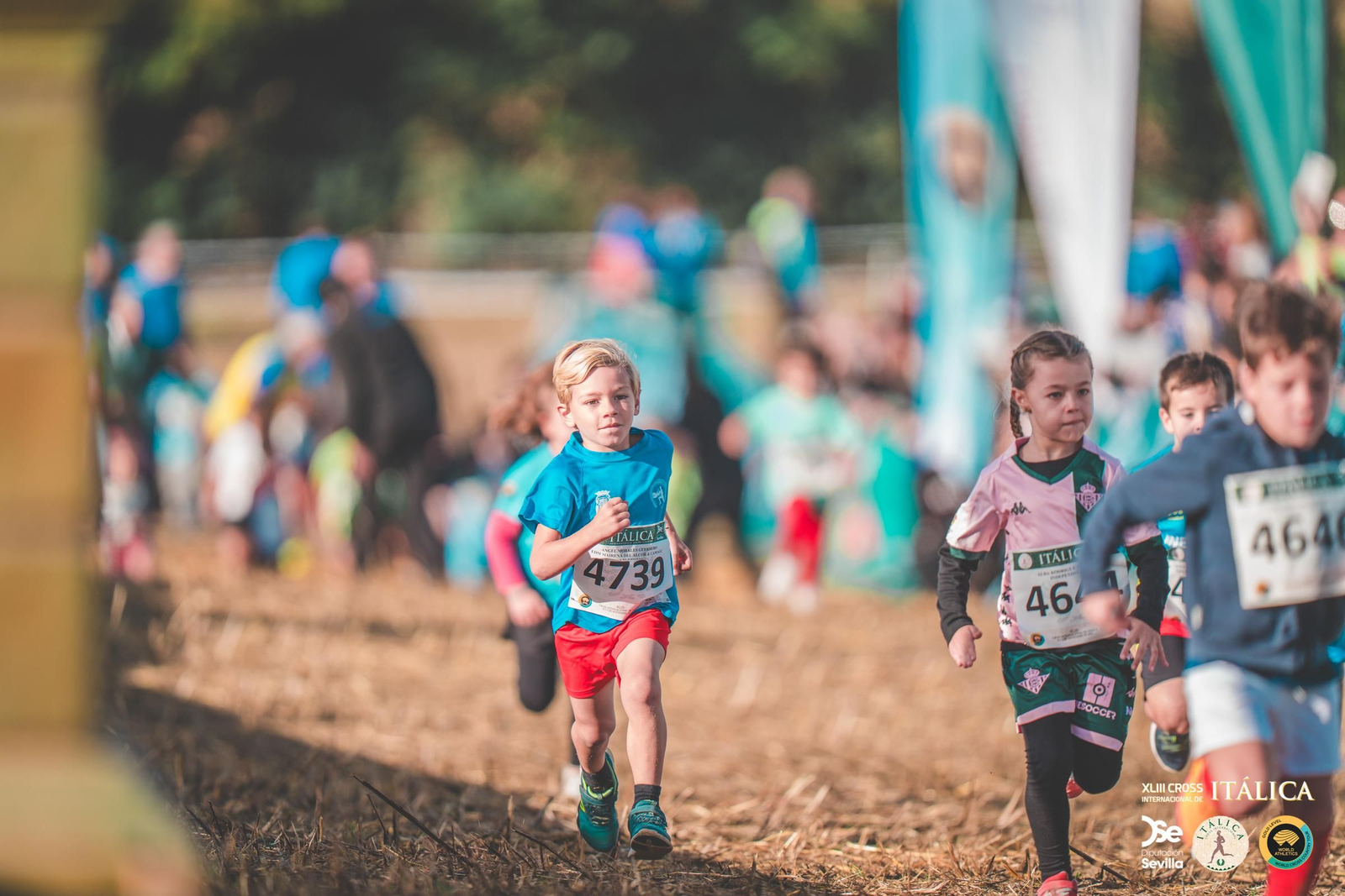 Búscate en las fotos del Cross de Itálica 2025 | 10