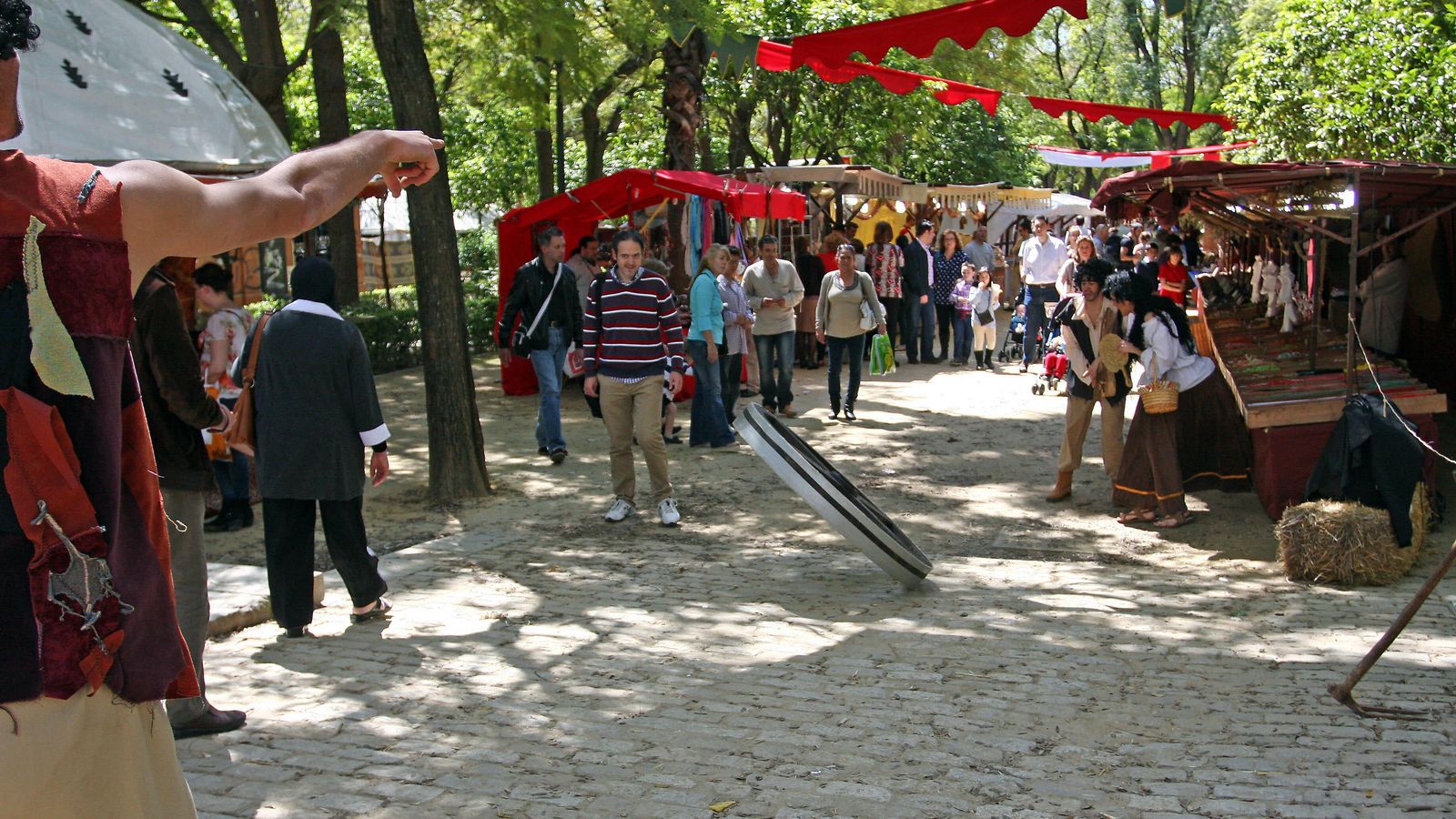 Imagen de un mercado romano en el Prado. Este año, habrá desfiles de moda, conferencias y juegos infantiles y de gladiadores, entre otros.