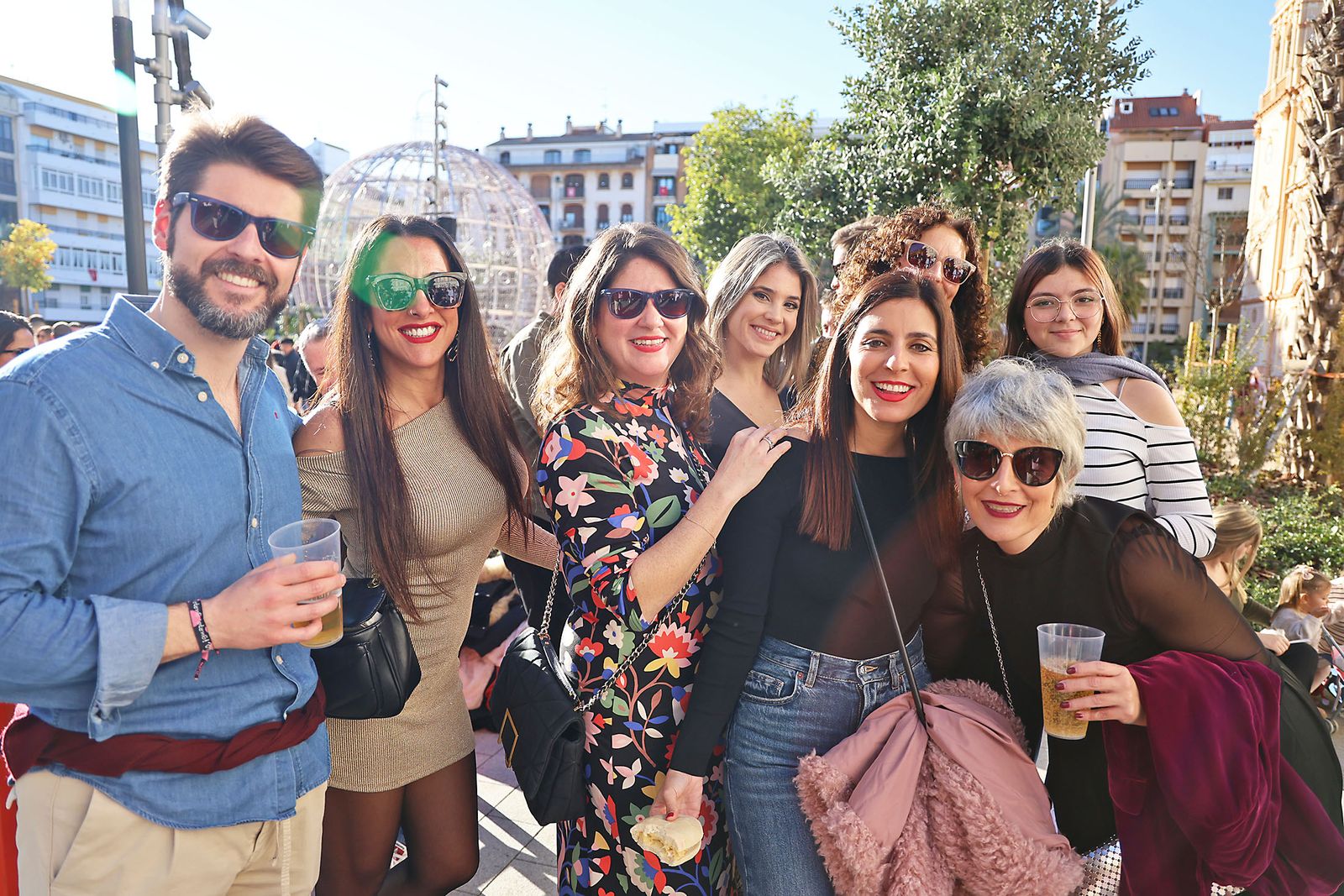 Imágenes de la fiesta del 24 de diciembre en las calle de Huelva
