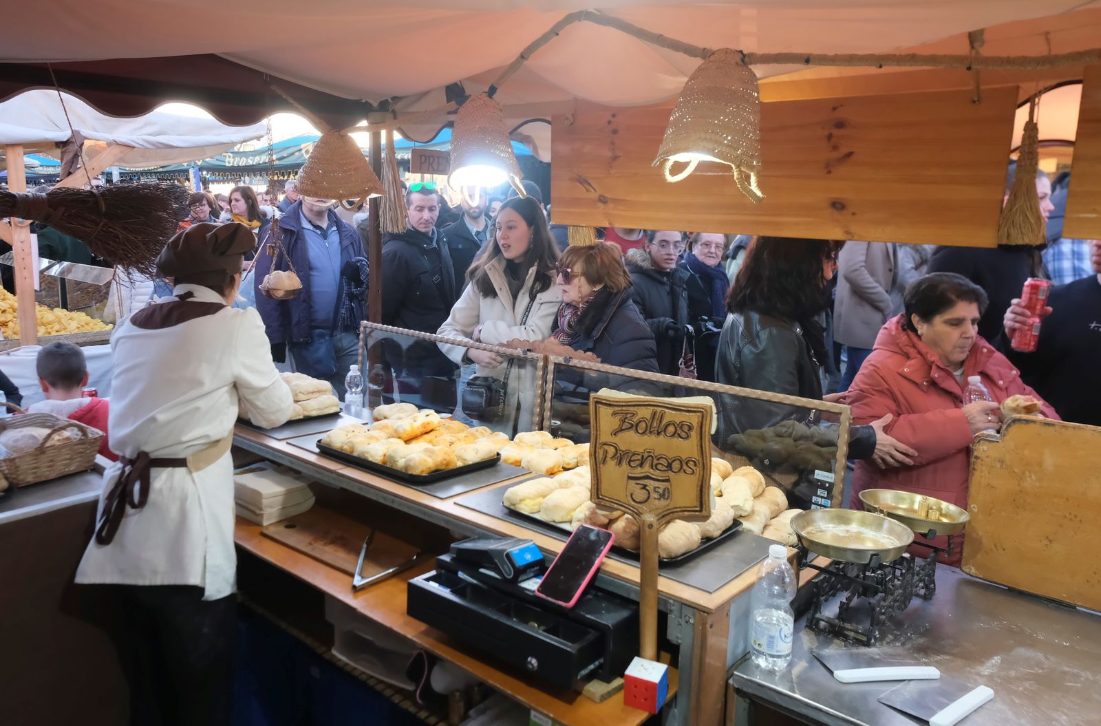Segunda jornada del Mercado Medieval de Córdoba, en fotografías