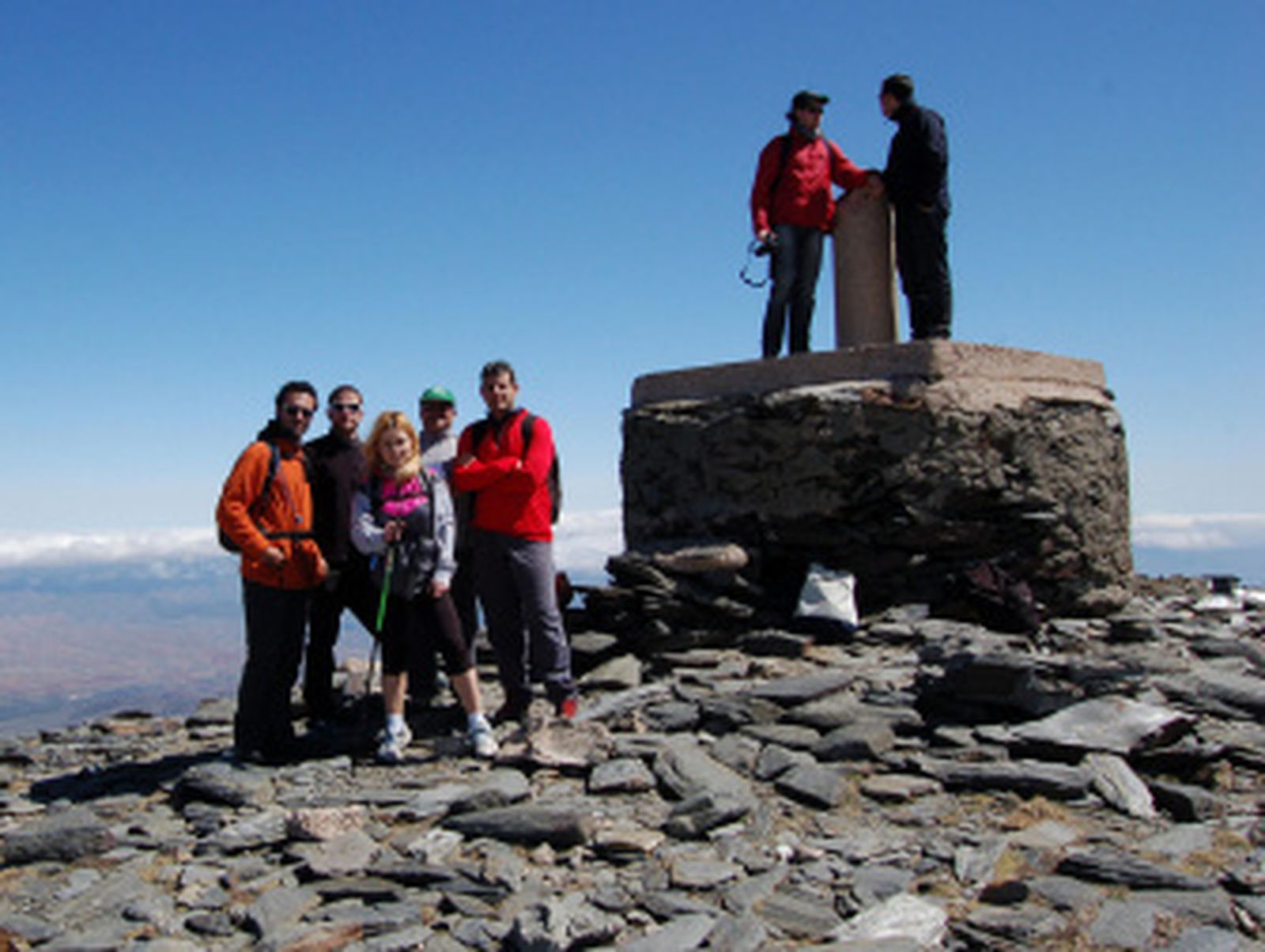 Última escalada en las rutas de senderismo