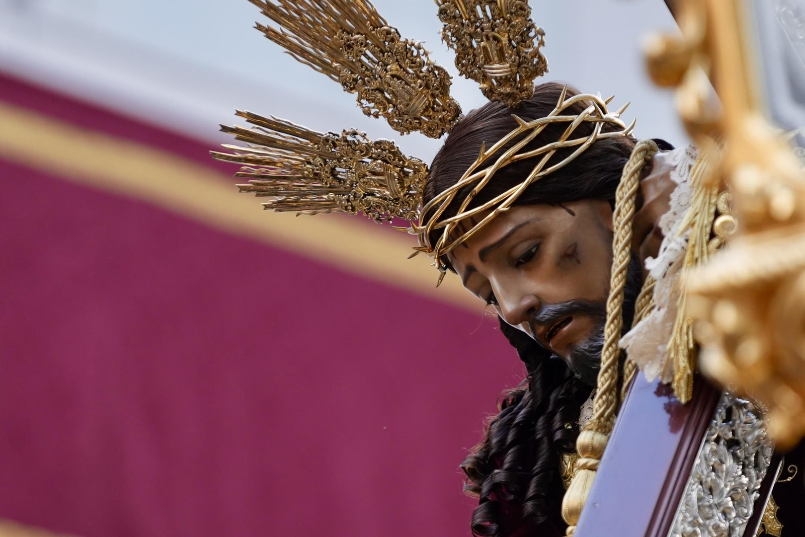 Misericordia en el Jueves Santo de Málaga, en imágenes