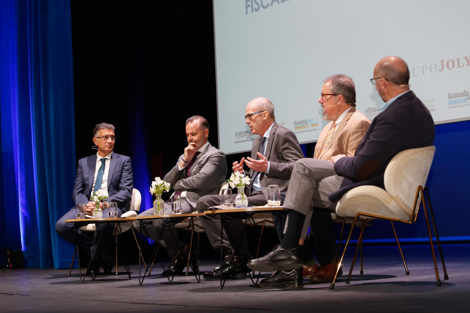 Las fotos del desyuno-coloquio "Brexit: repercusiones socioeconómicas y fiscales en La Línea y el Campo de Gibraltar"