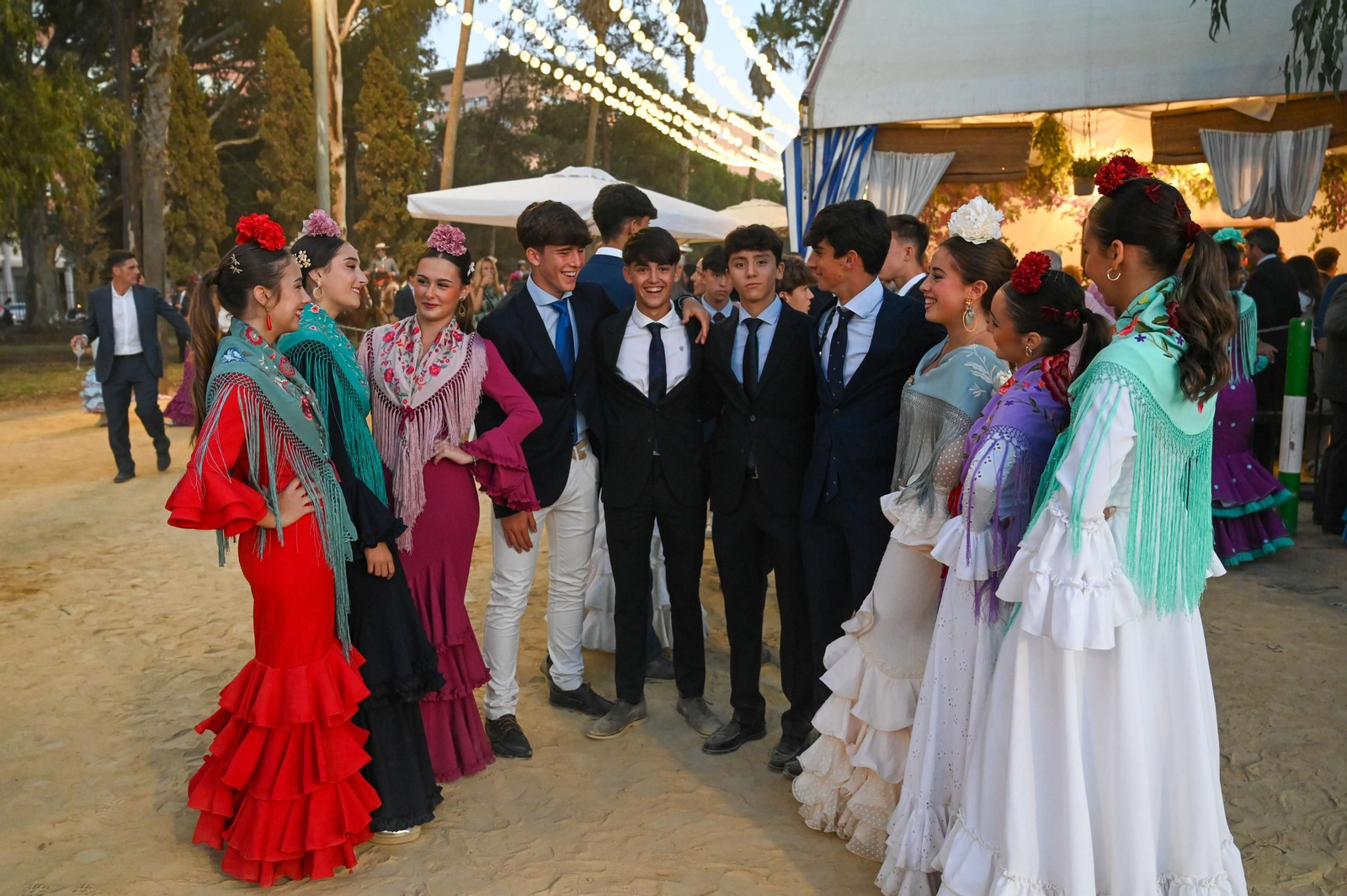 Imágenes del ambiente nocturno del 11 de octubre en la Feria del Caballo 2025