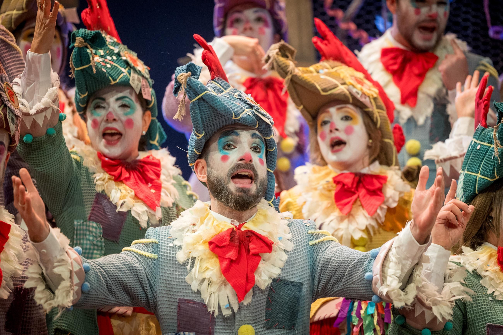 Búscate entre las mejores imágenes de la cuarta sesión de cuartos de final del COAC 2025