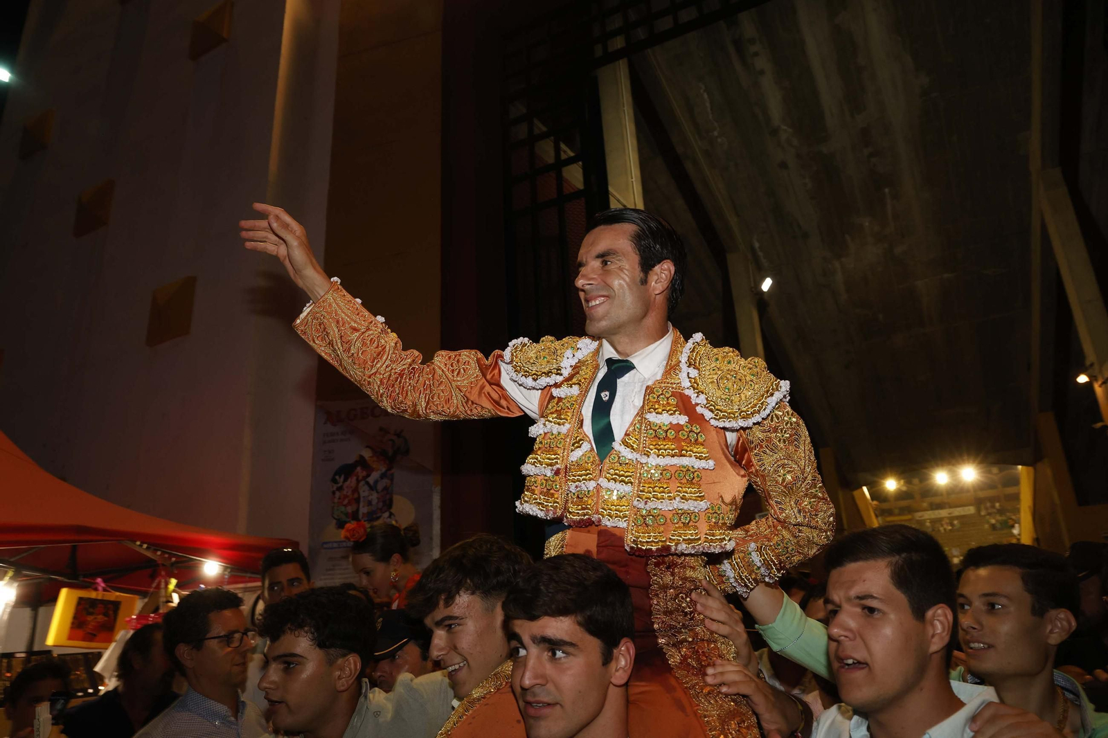 Fotos de la brava corridade La Palmosilla con Emilio de Justo, Borja Jiménez y David de Miranda
