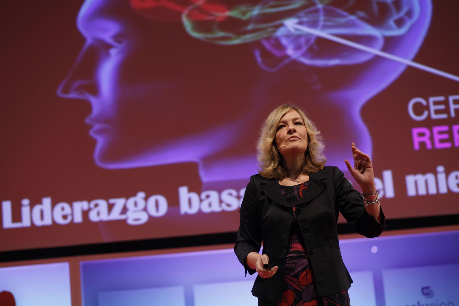 "Hay que pasar de juzgar a jugar, a ser más amable y curioso "