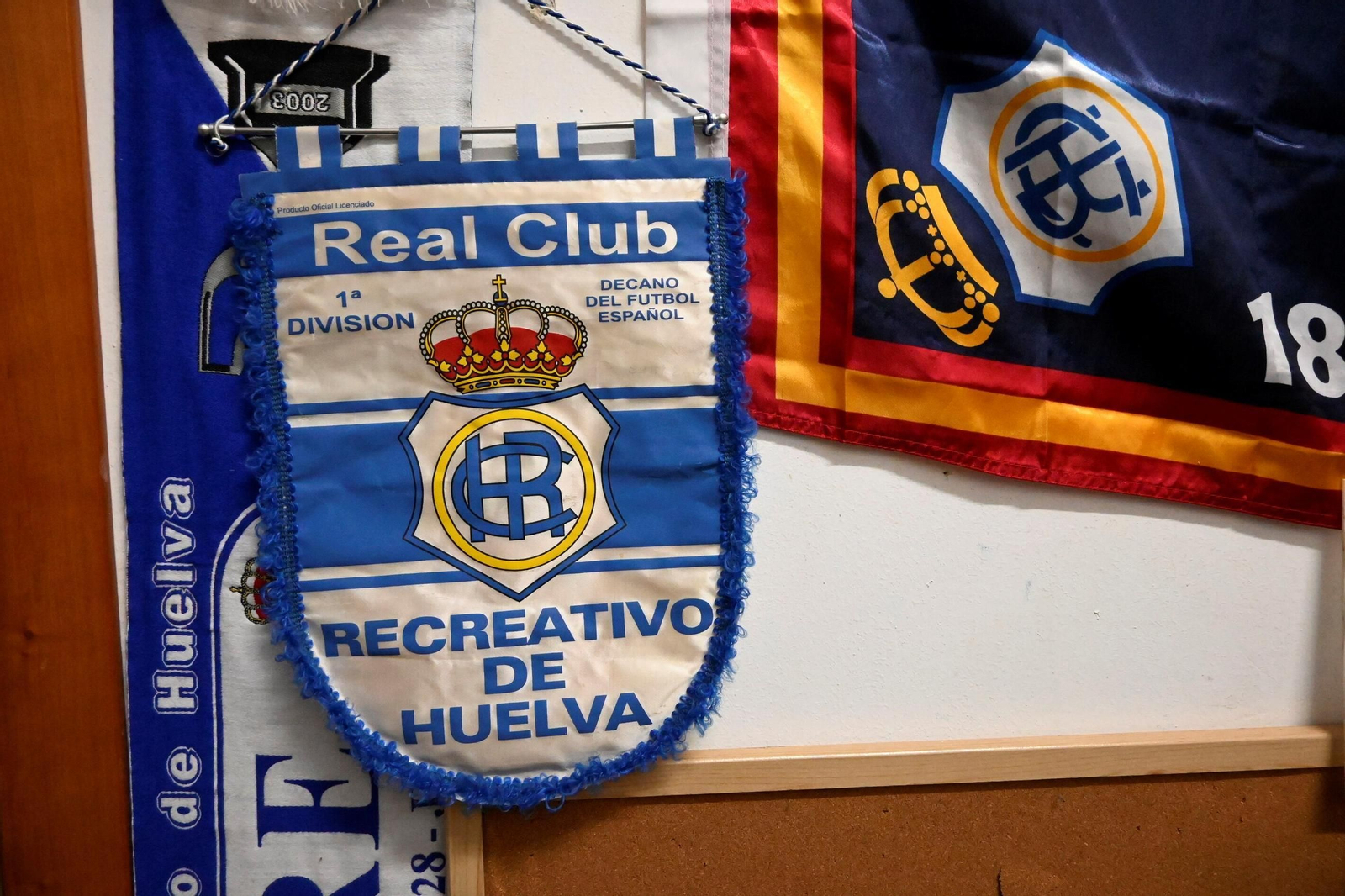 La colección de camisetas del Recreativo de Huelva de Edu Calero, en imágenes