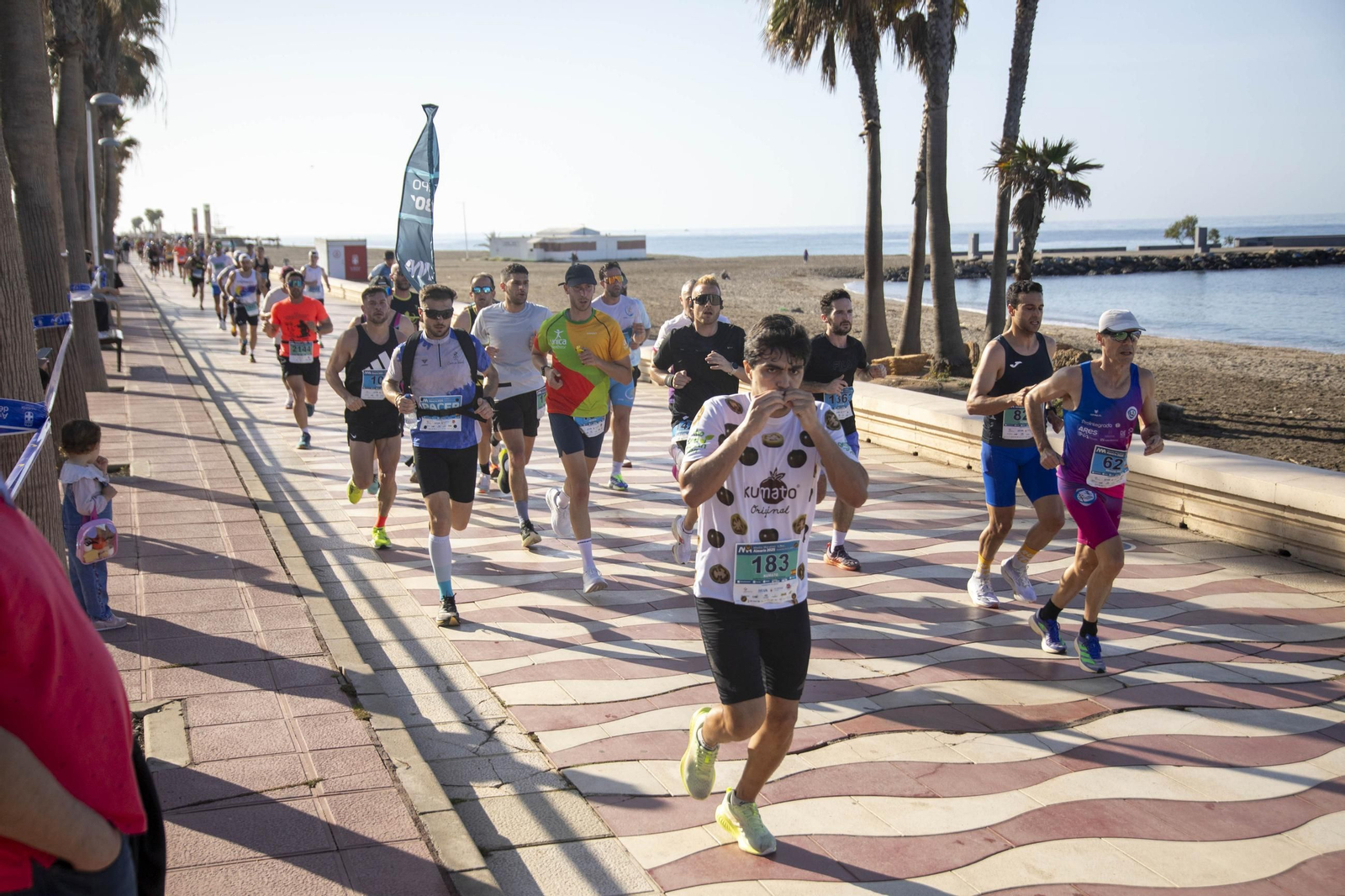 El Medio Maratón de Almería 2025, en imágenes