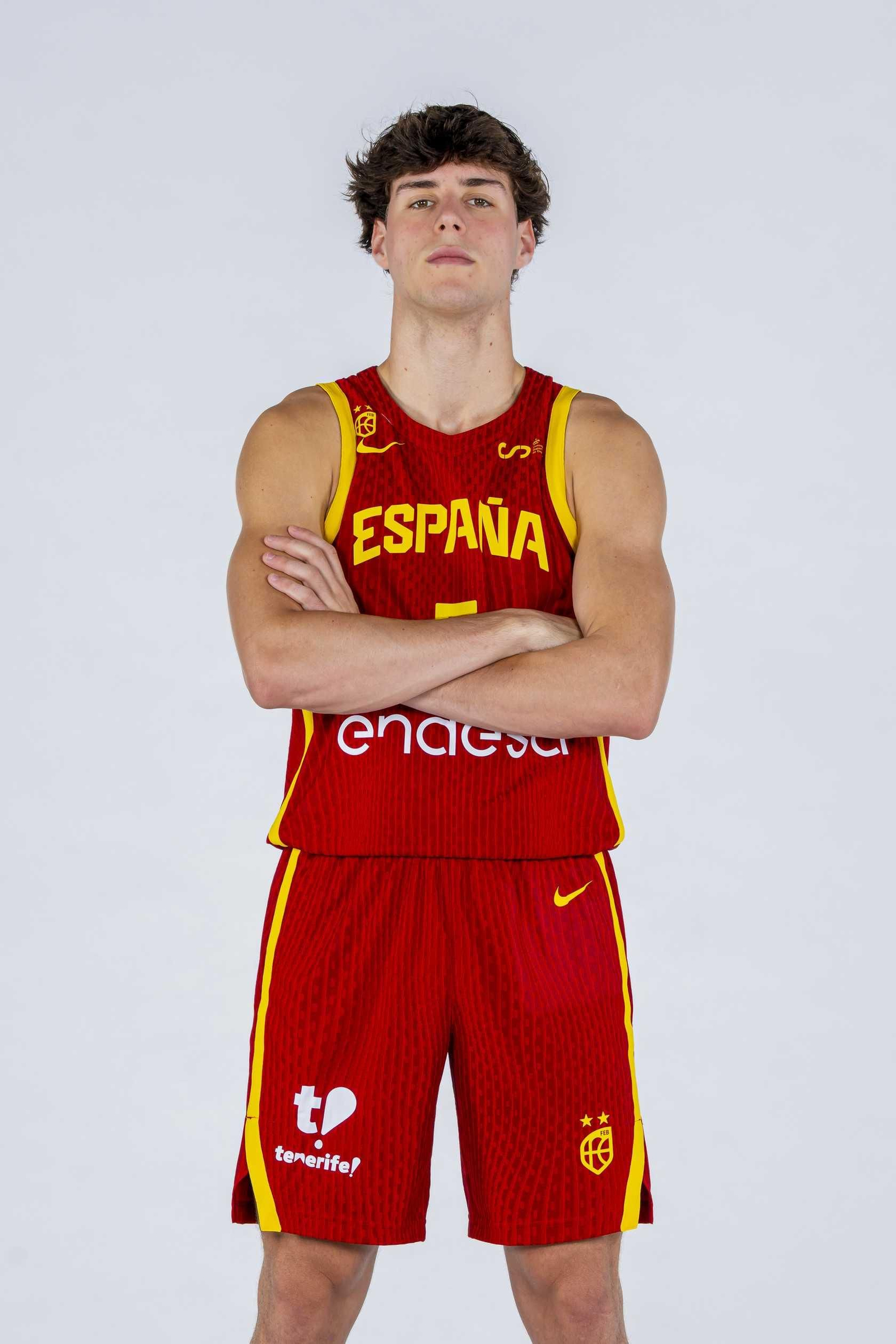 La sesión de fotos oficial de Alberto Díaz y Mario Saint-Supéry con España