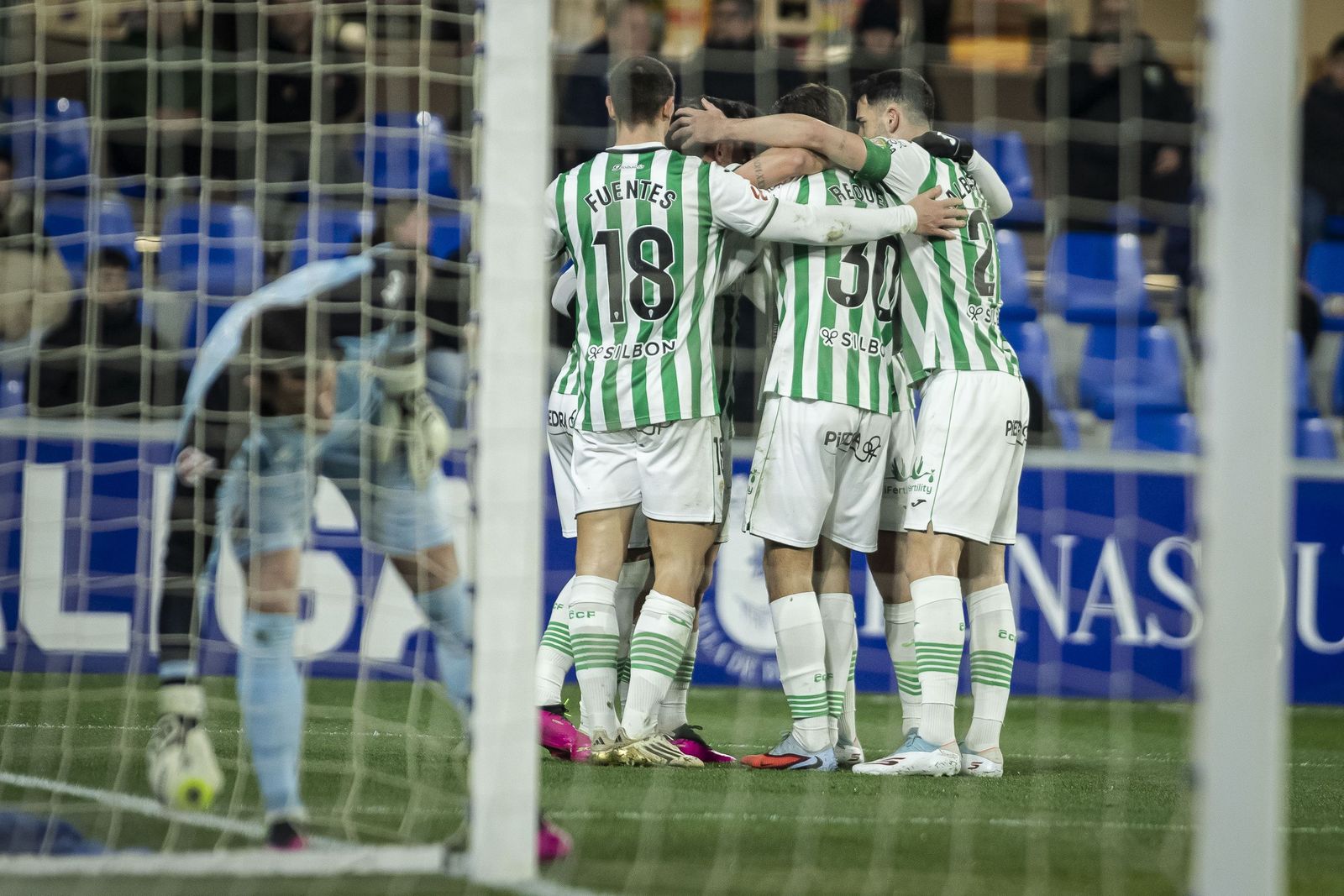 Las mejores fotos del triunfo agónico del Córdoba CF en Huesca