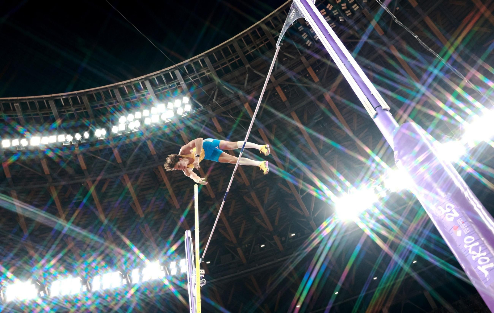 Las fotos del récord mundial de Duplantis y del resto de la jornada