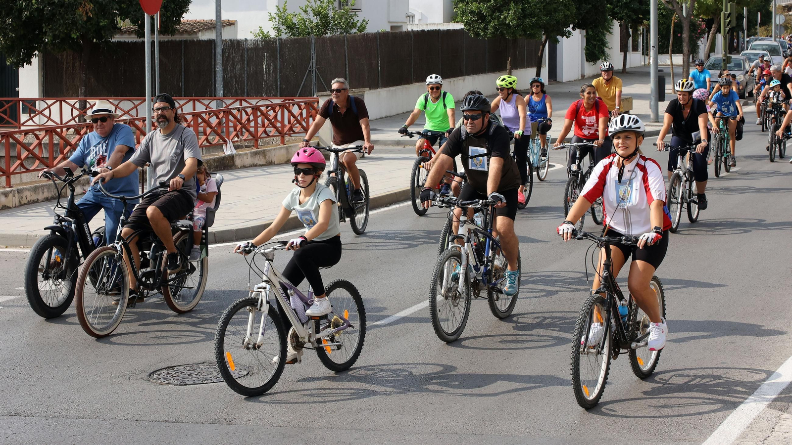 Búscate en el Día de la Bici Amistad por Jerez