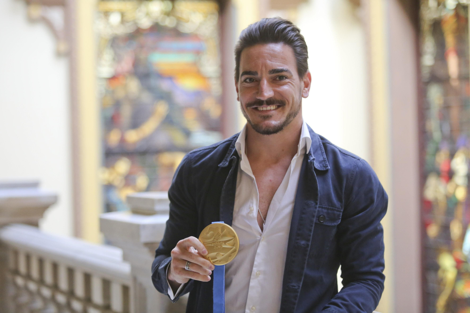 Las fotos del recibimiento a Damián Quintero en el Ayuntamiento