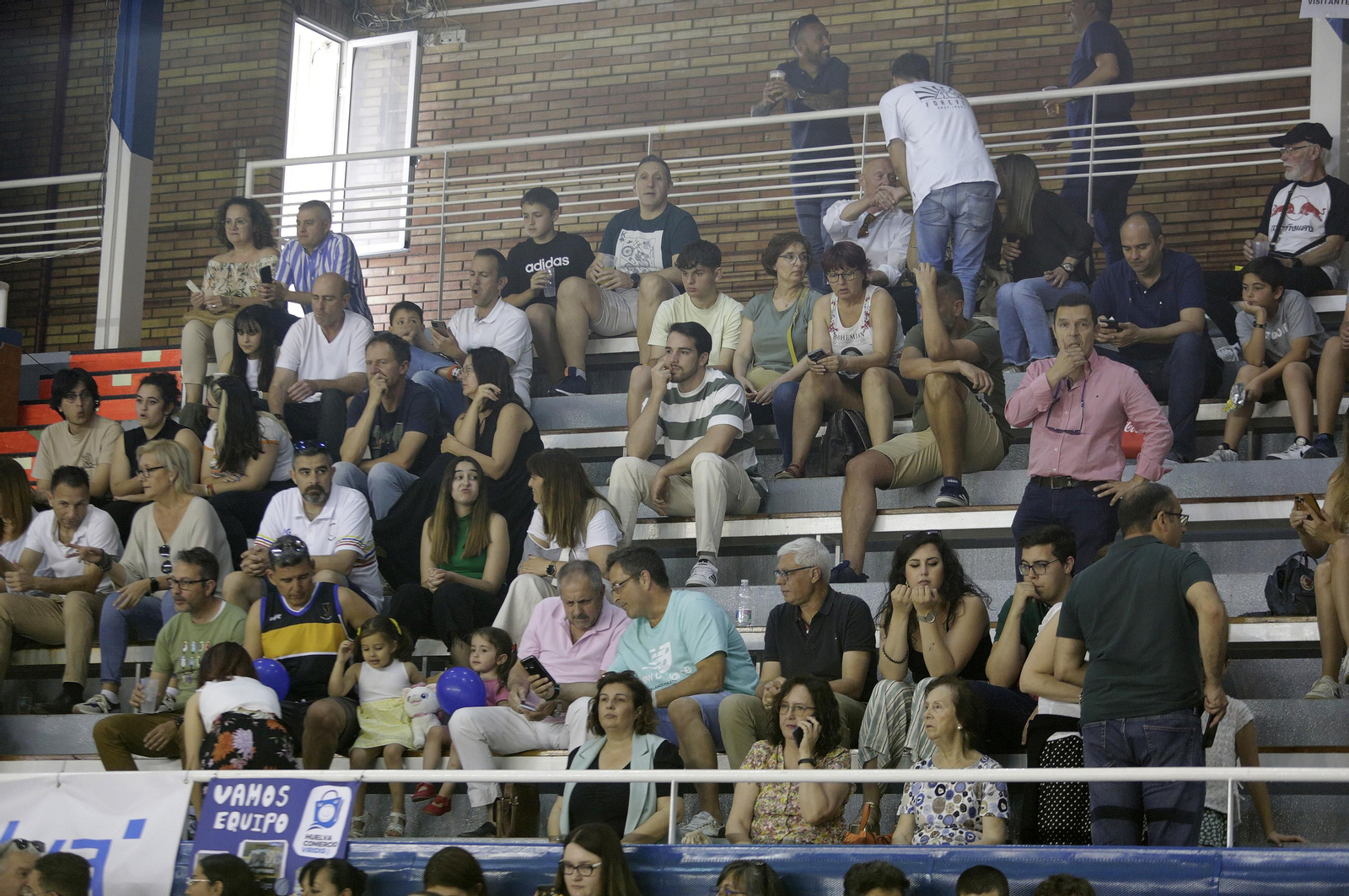 Imágenes del UE Mataró-Huelva Comercio en el Andrés Estrada