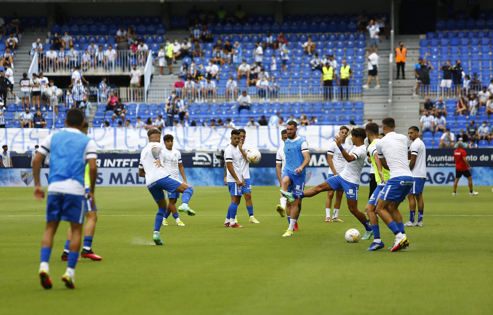 Las fotos de la victoria del Málaga CF ante el Fuenlabrada