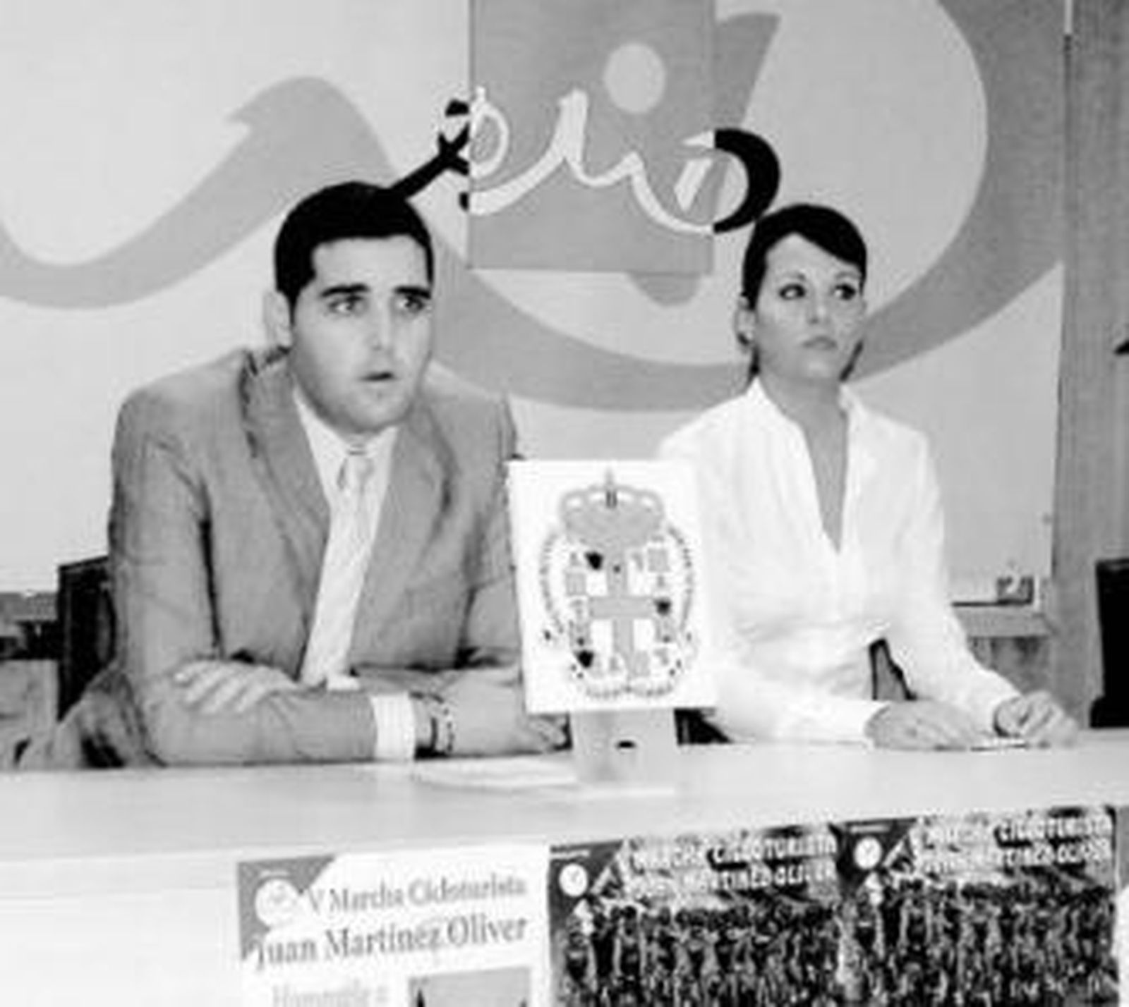 Juan José Alonso y María José Herrada en el acto de presentación.