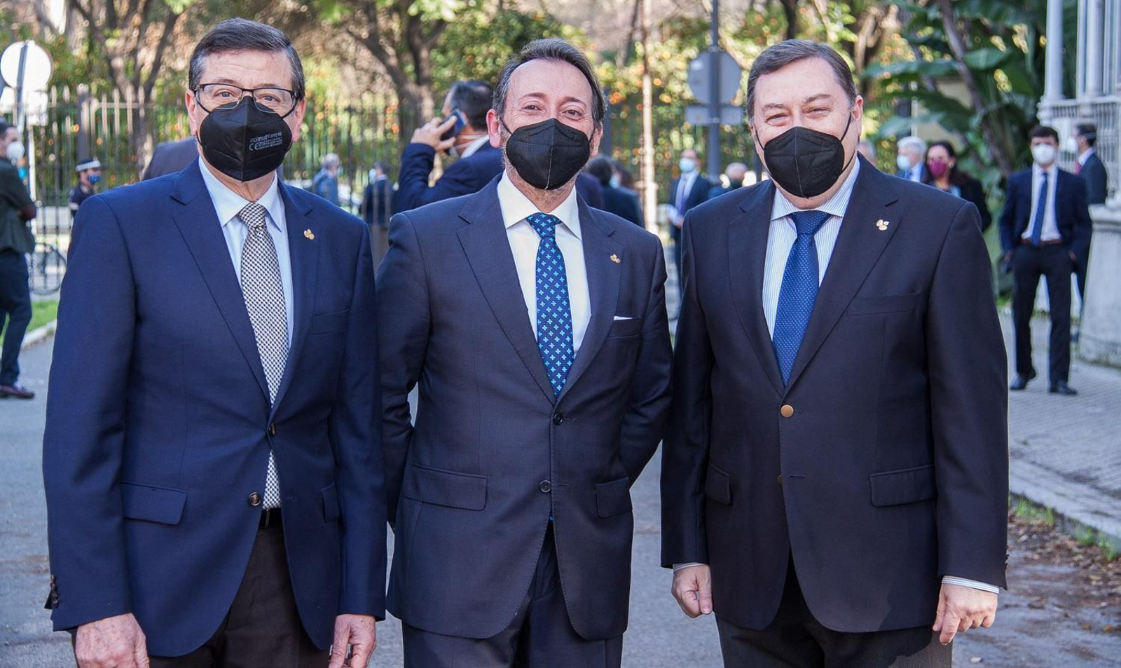 Presentada "Cuaresma en Sevilla"  en el Teatro Lope de Vega