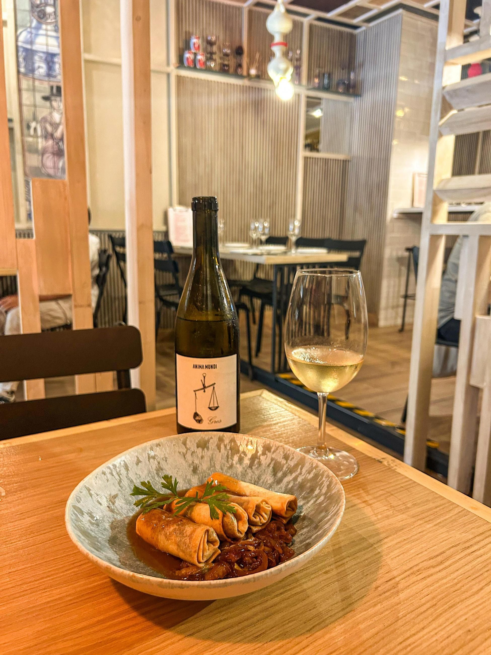 Rollitos de primavera de rabo de toro