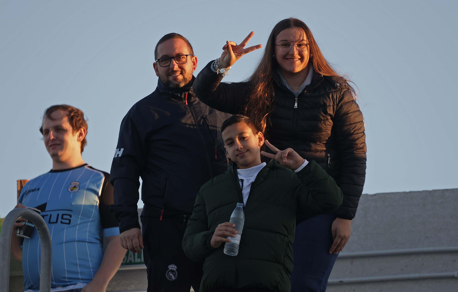 Búscate durante el Balona - Antoniano en el Ciudad de La Línea
