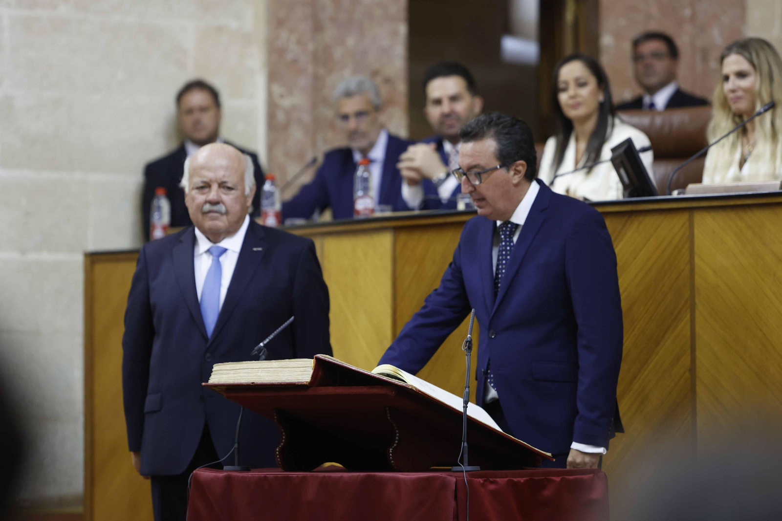 La constitución del Parlamento andaluz, todas las imágenes