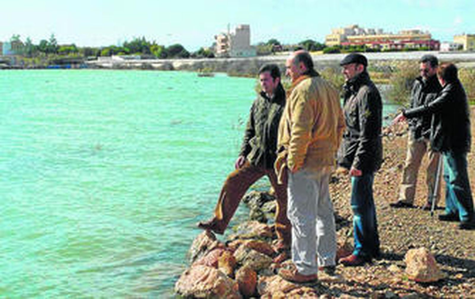 El alcalde ejidense durante la visita a la Balsa del Sapo.
