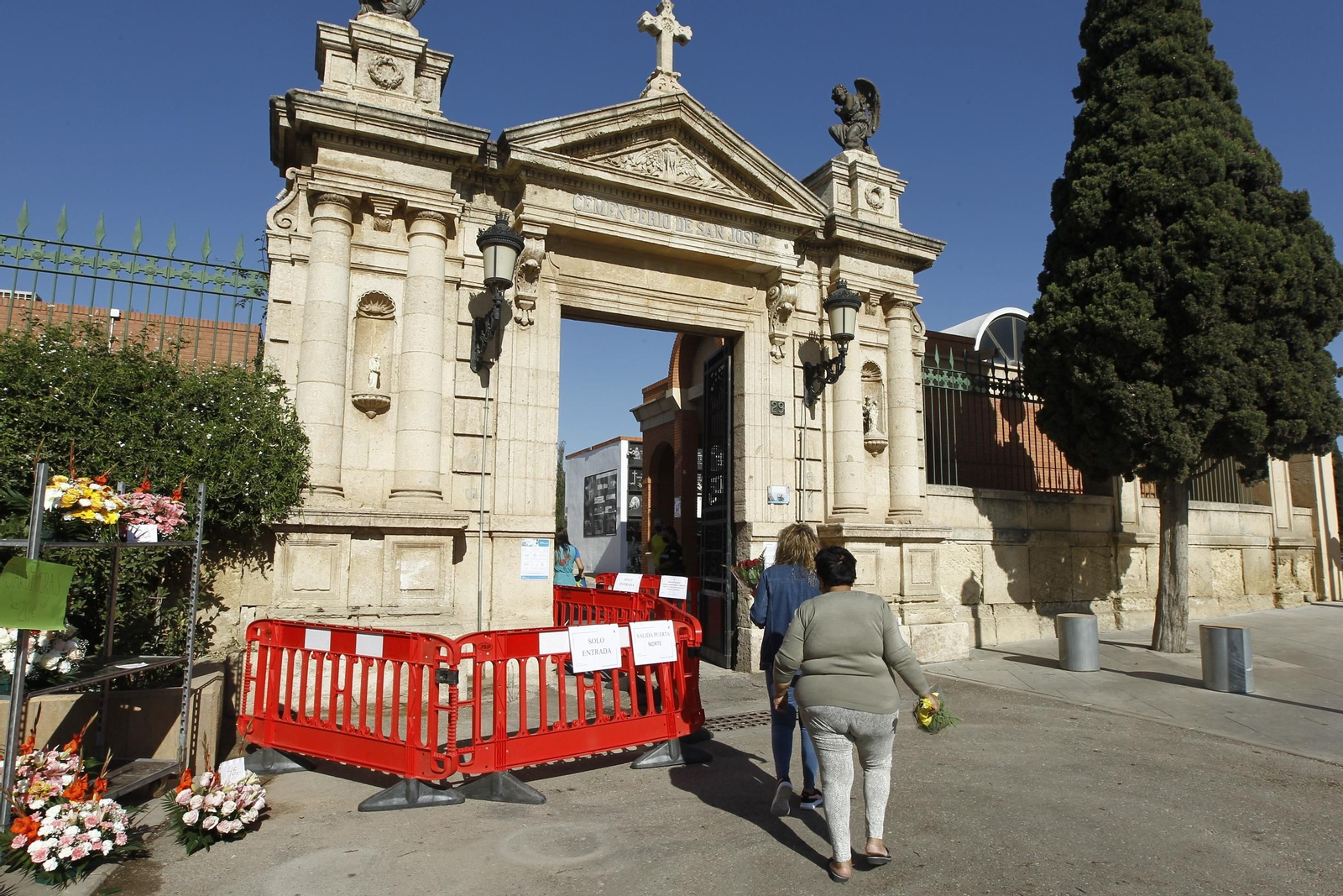 Fotogalería Día de Todos los Santos. Cementerio de San José. Almería