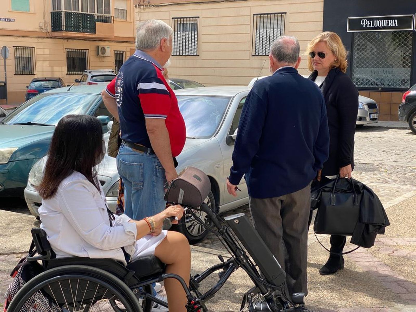 Visita al barrio de La Pastora de concejalas del PP.