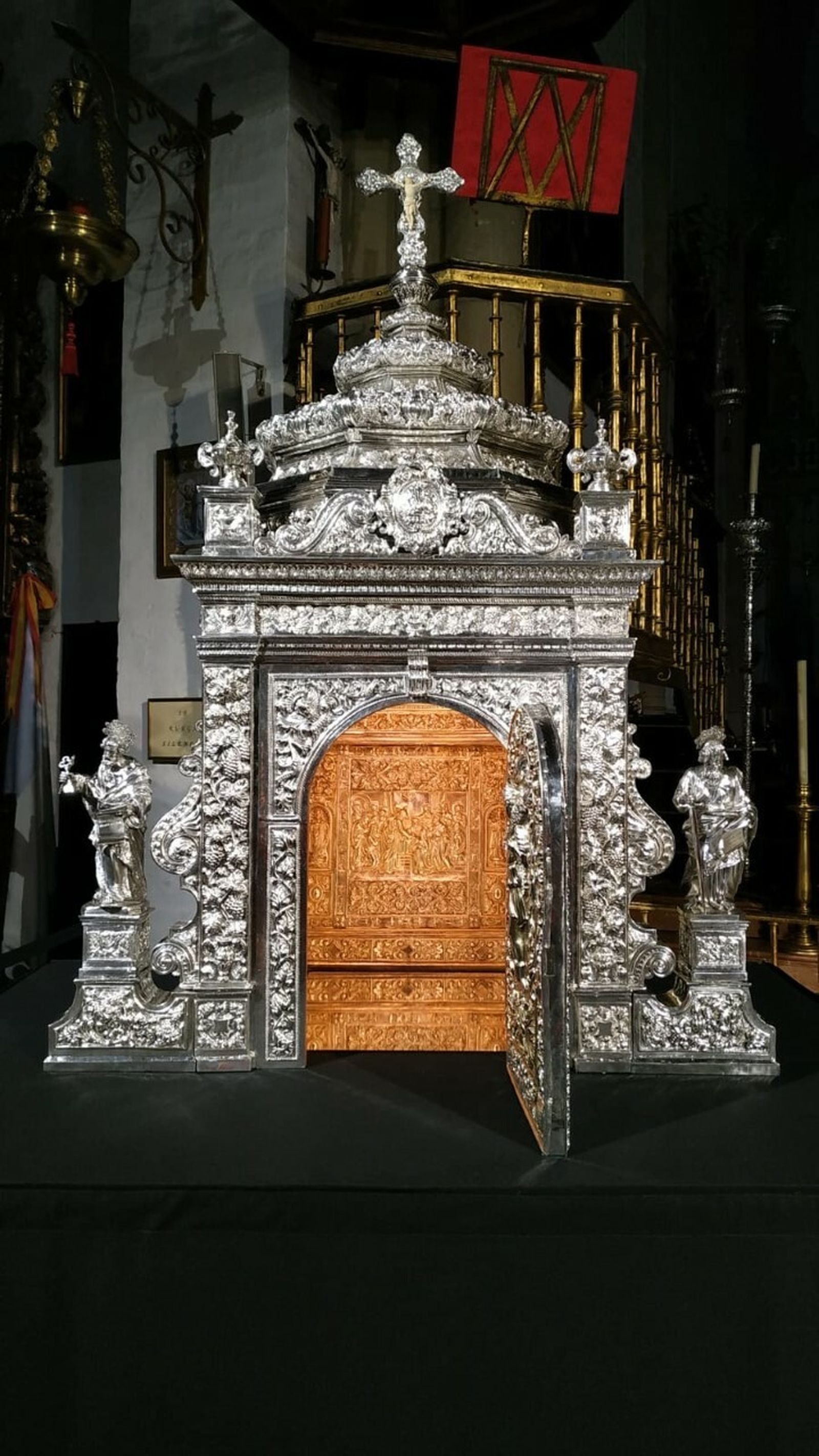 El Sagrario de Omnium Sanctorum.