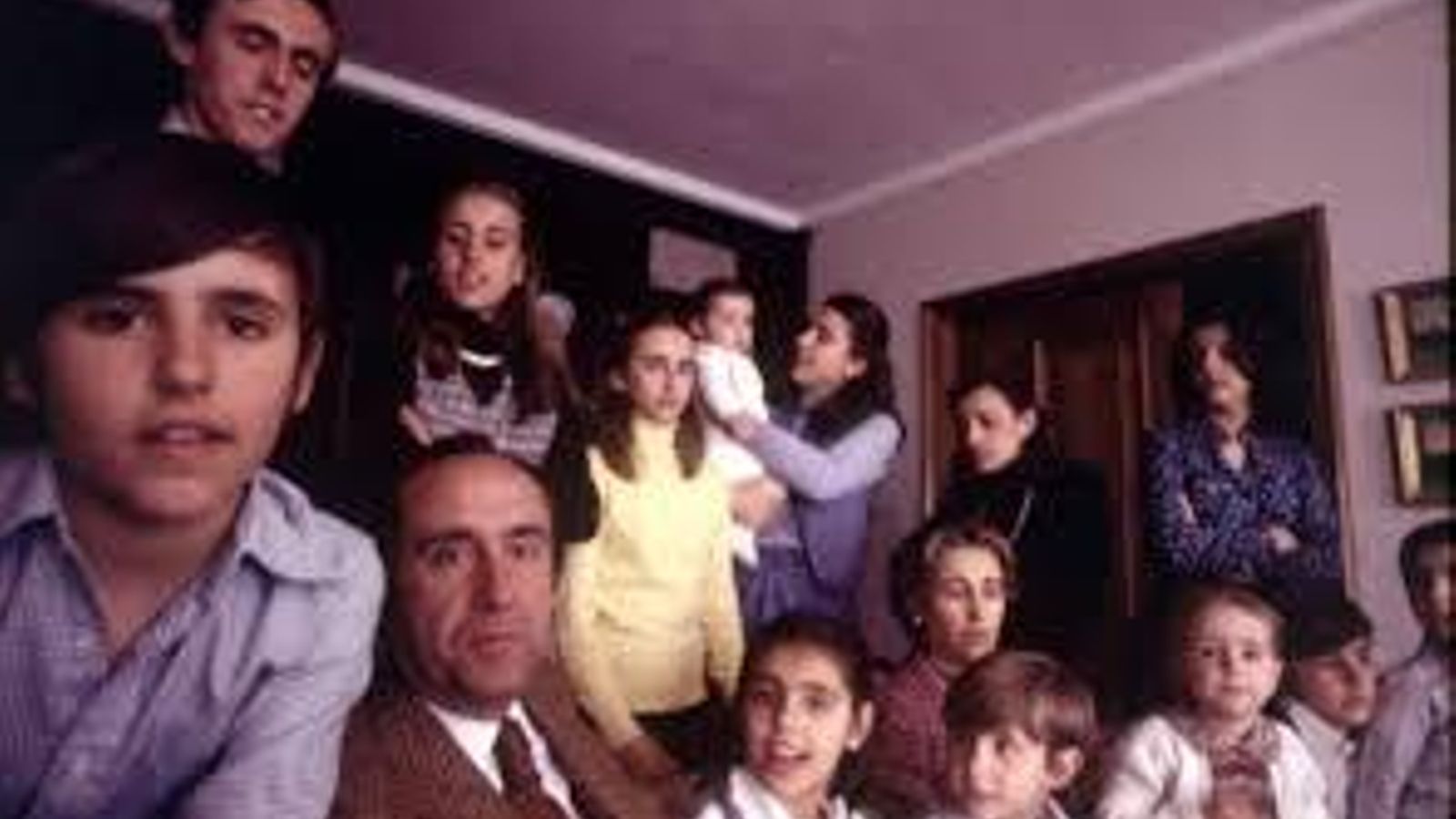 Ruiz-Mateos, en una celebración familiar antes de la expropiación Ruiz-Mateos, en una celebración familiar antes de la expropiación