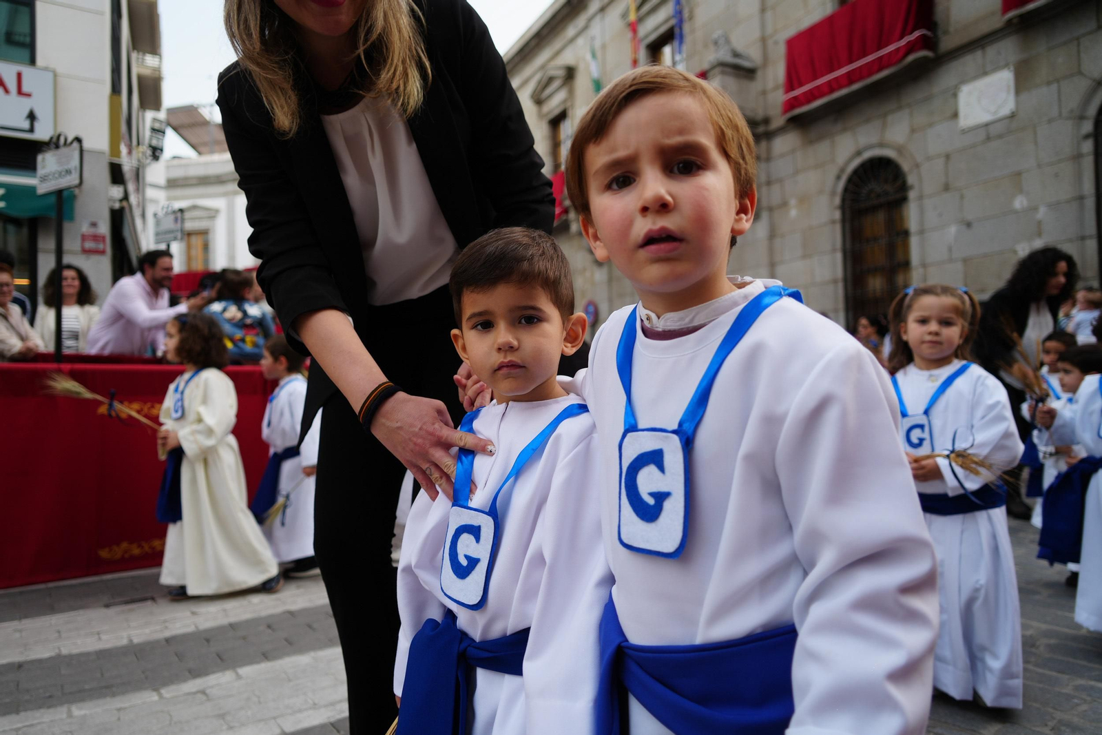 Más de 500 niños participan en el desfile infantil de Semana Santa de Pozoblanco, en imágenes
