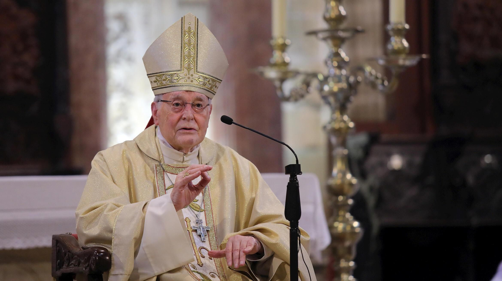 El cardenal fray Carlos Amigo Vallejo en la Catedral de Jerez