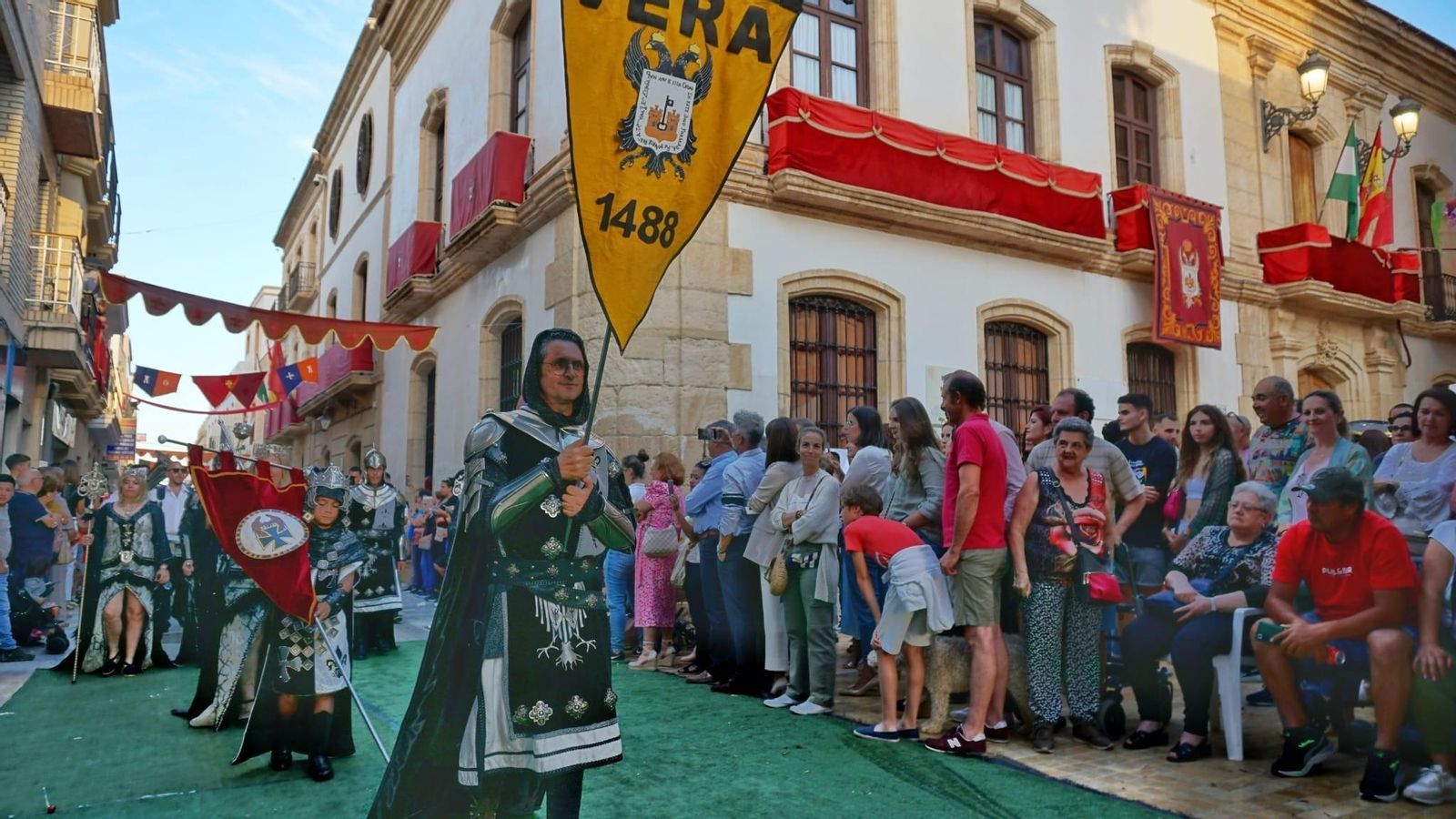Desfile de Moros y Cristianos en Vera.