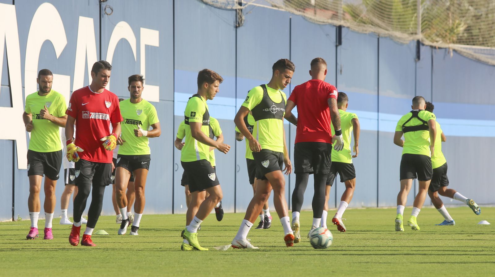 Las fotos del entrenamiento del Málaga en el Anexo de La Rosaleda