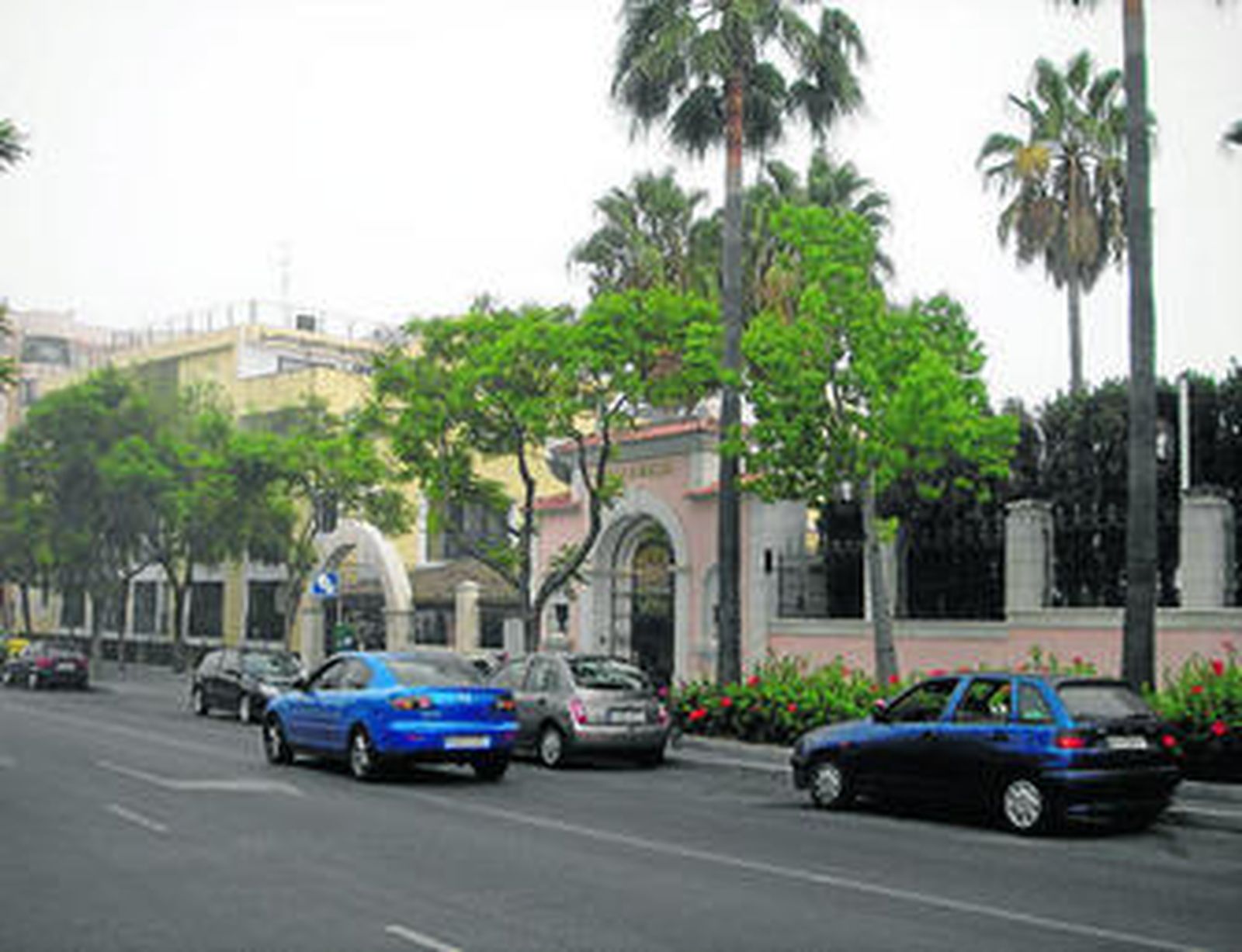 Fachada del antiguo Club Financiero Inmobilario de Marbella, uno de los símbolos del 'gilismo'.
