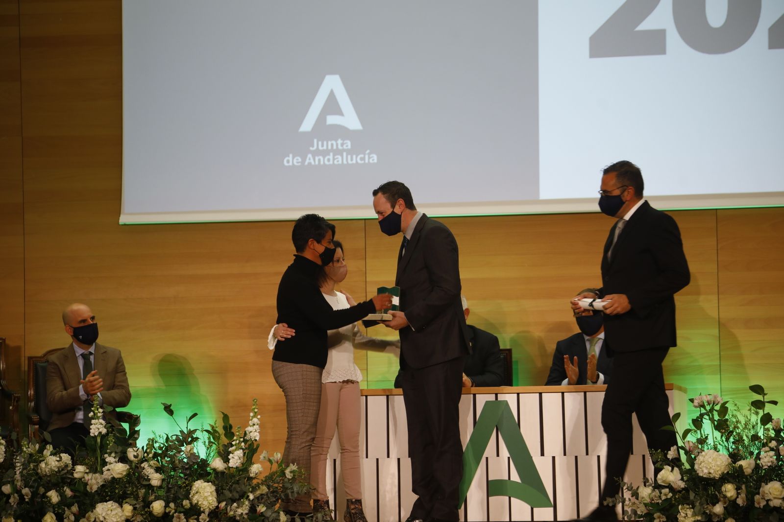 La entrega de las Banderas de Andalucía en Córdoba por el 28F, en imágenes