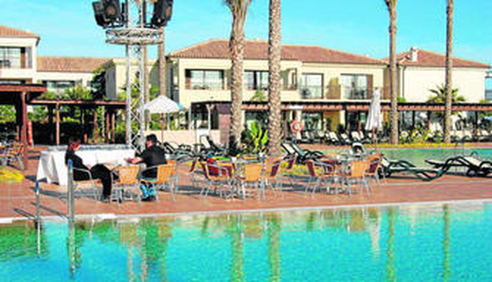 El cierre de plazas es habitual en noviembre.