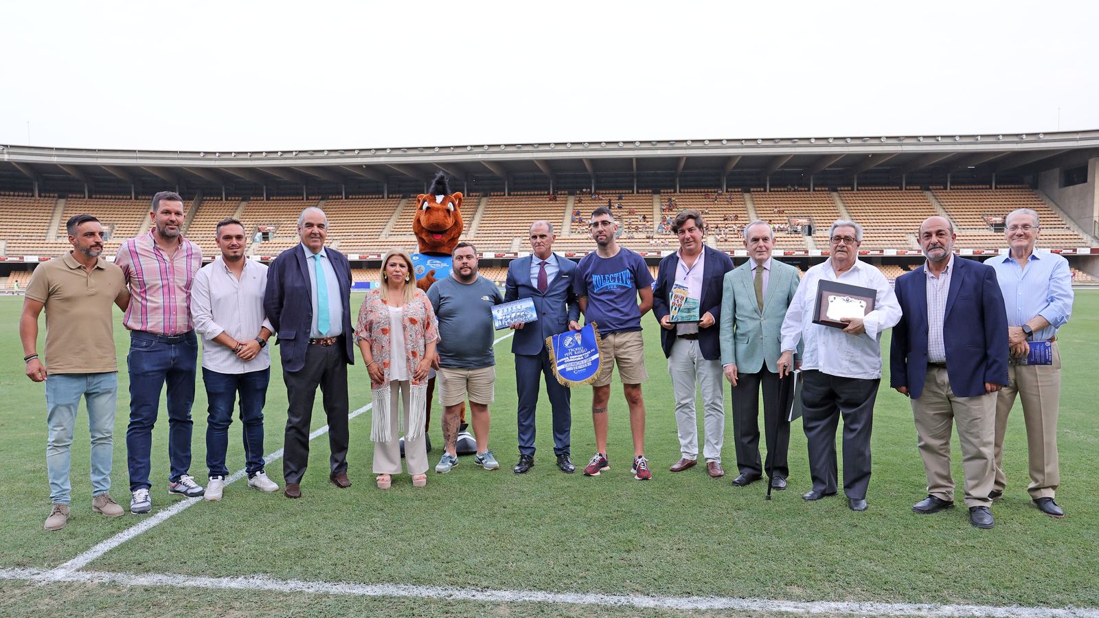 Imágenes del I Trofeo Pepe Ravelo entre Xerez DFC y Córdoba CF en Chapín