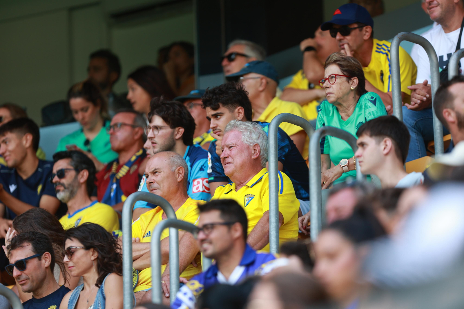 Búscate en las imágenes del Cádiz CF-Girona