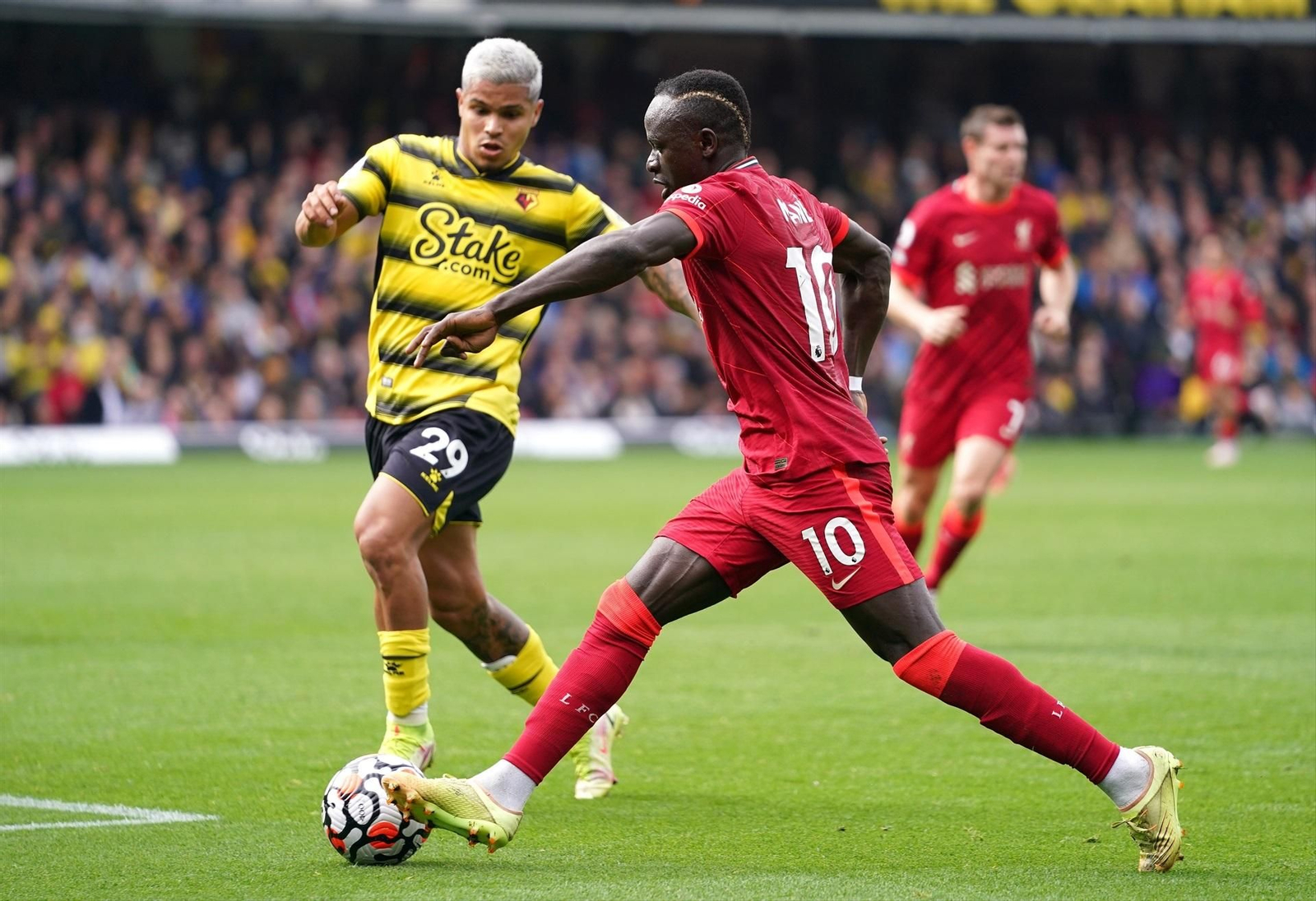 Las fotos de la carrera de Cucho Hernández