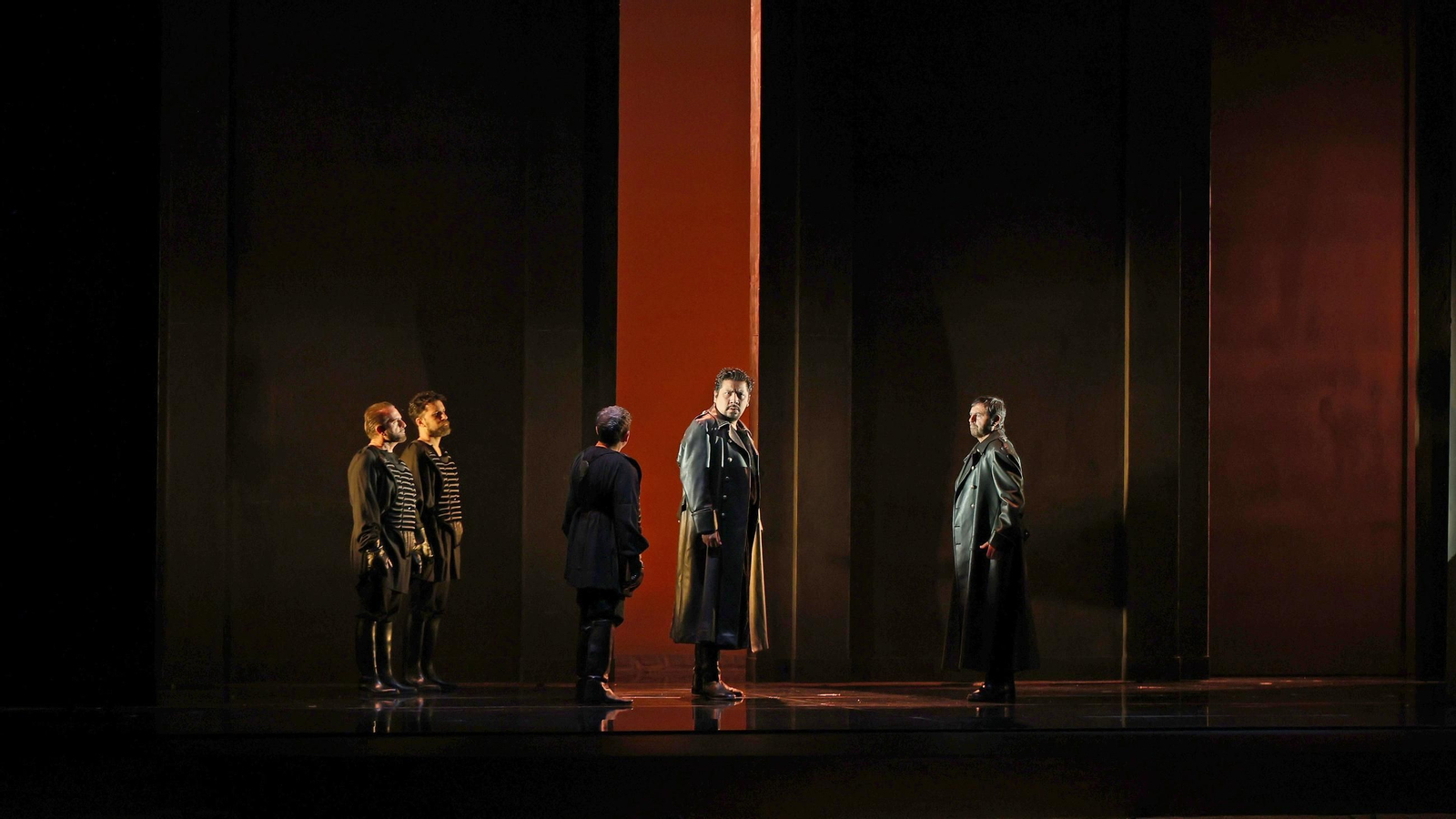 Imágenes de la ópera Macbeth en el Teatro Villamarta de Jerez