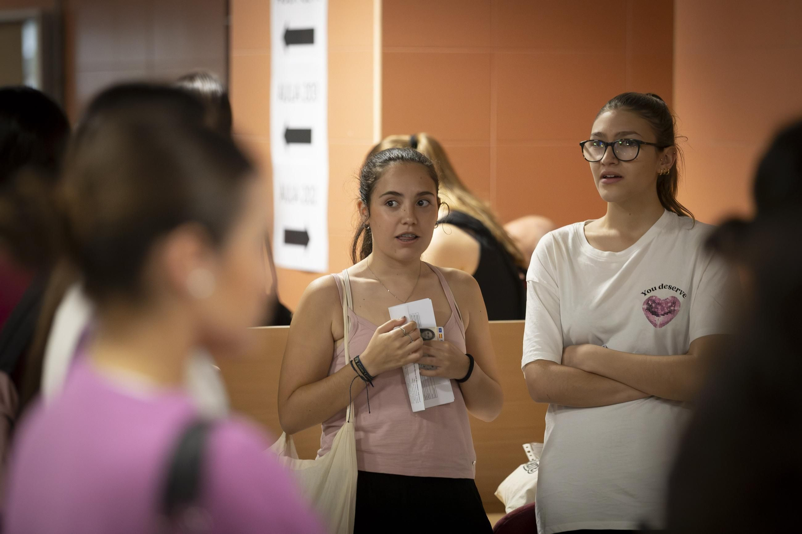 El primer día de Selectividad en Granada, en imágenes