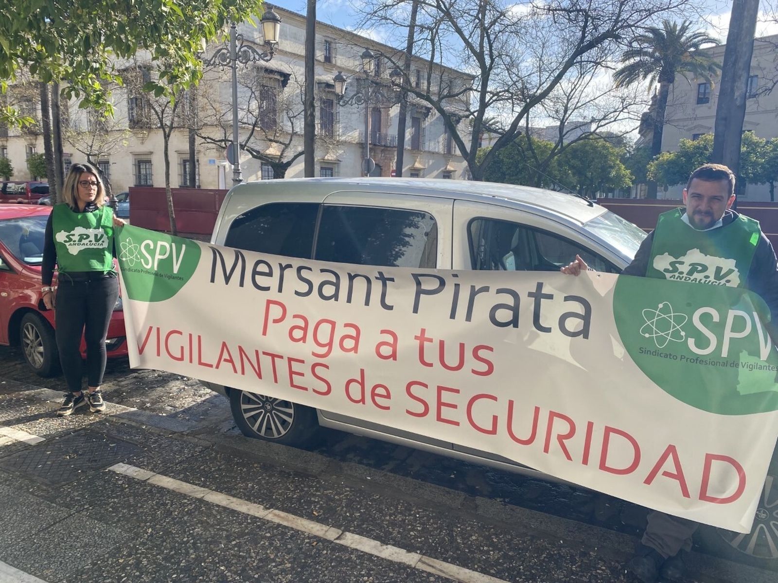 Paros parciales de los vigilantes de la Agencia Tributaria en Jerez.