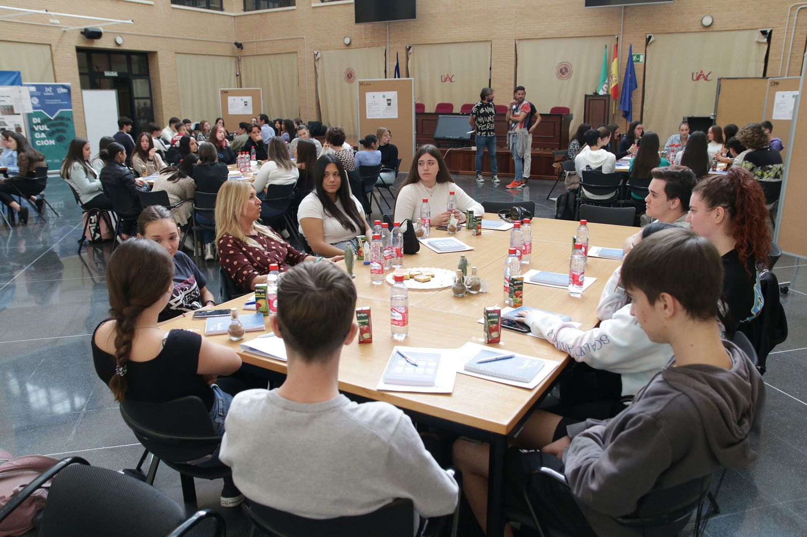 Celebración del Café con Ciencia en la Universidad de Almería.