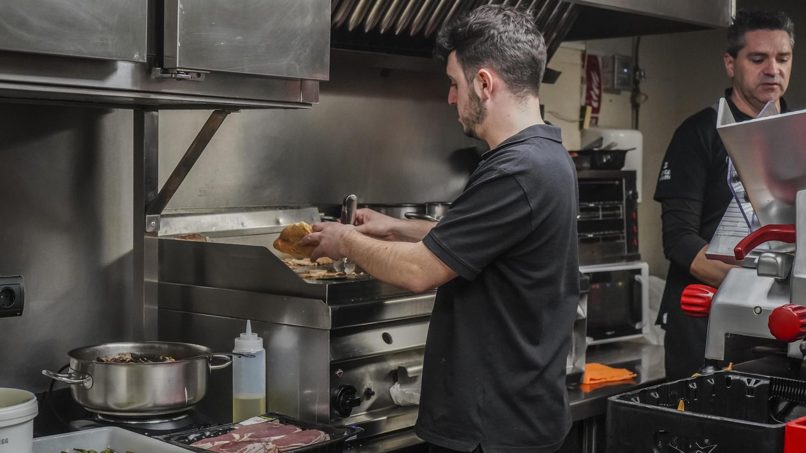 Bar Aliatar, tres generaciones entre bocadillos