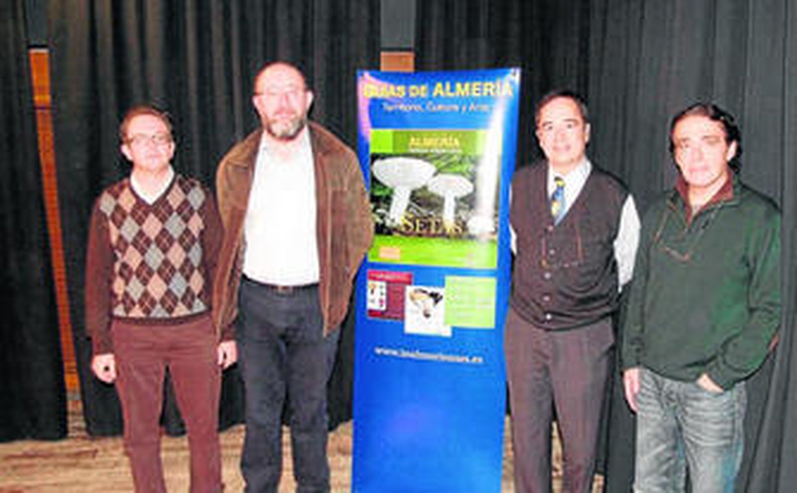 Eduardo Gallego, Gabriel Moreno, José Sánchez y Ricardo Galán, los cuatro autores de la Guía de Setas.