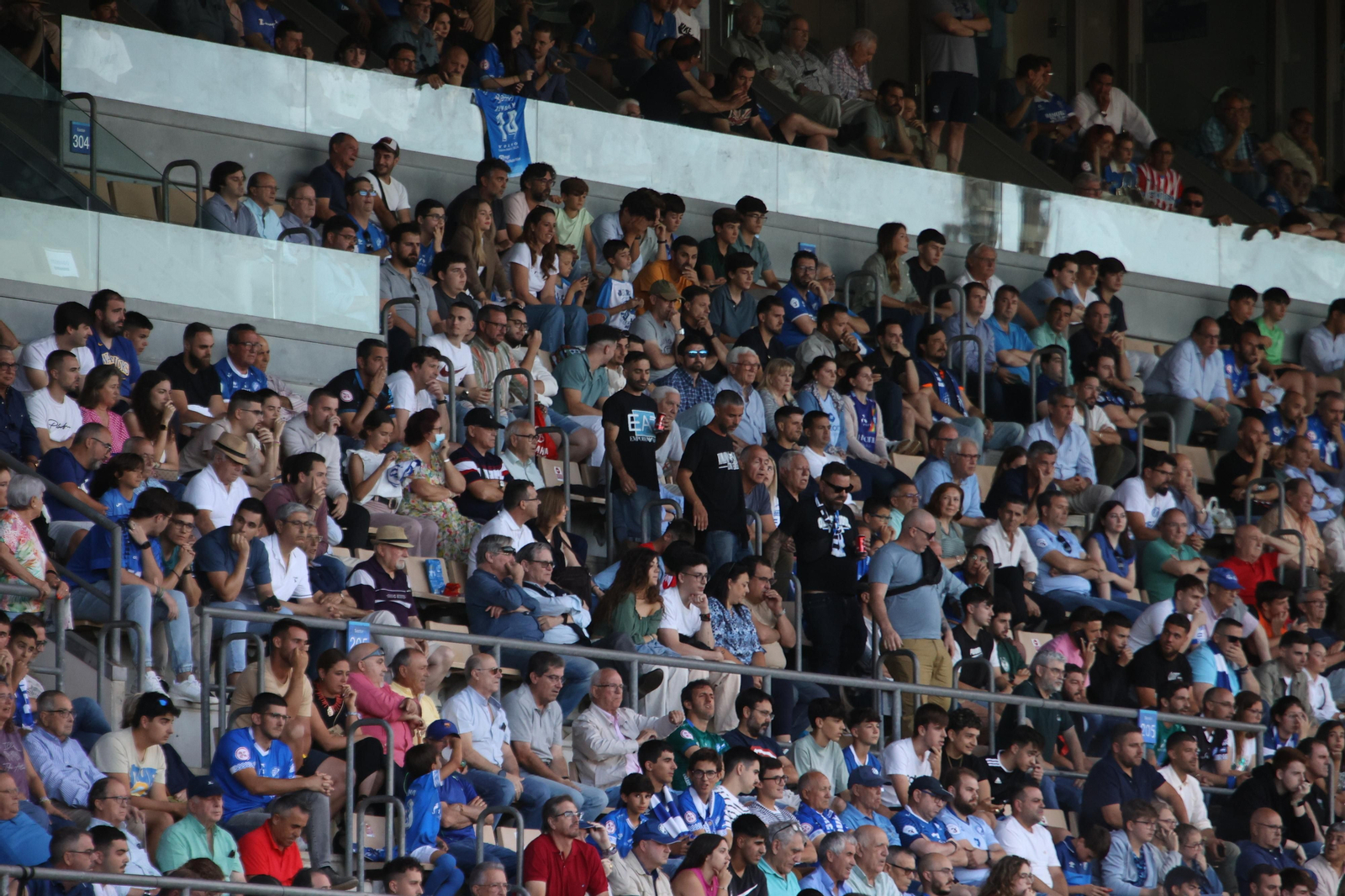 Búscate en el partido entre el Xerez DFC y Ceuta B en Chapín